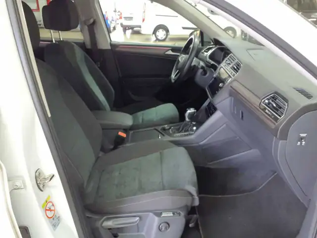 Volkswagen Tiguan view 7
