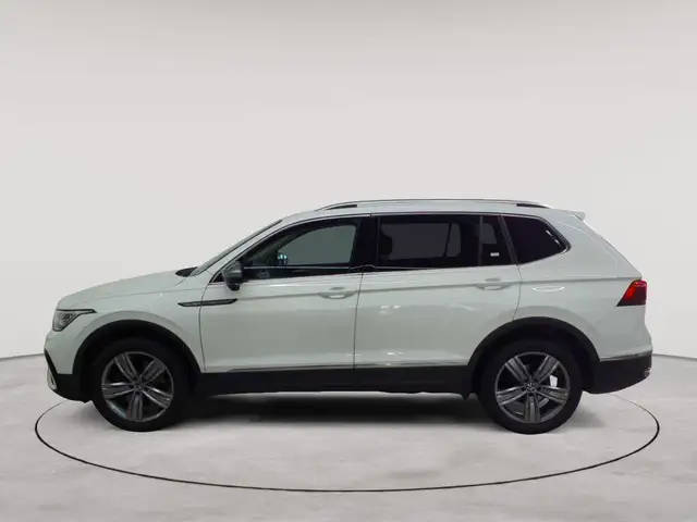 Volkswagen Tiguan view 6