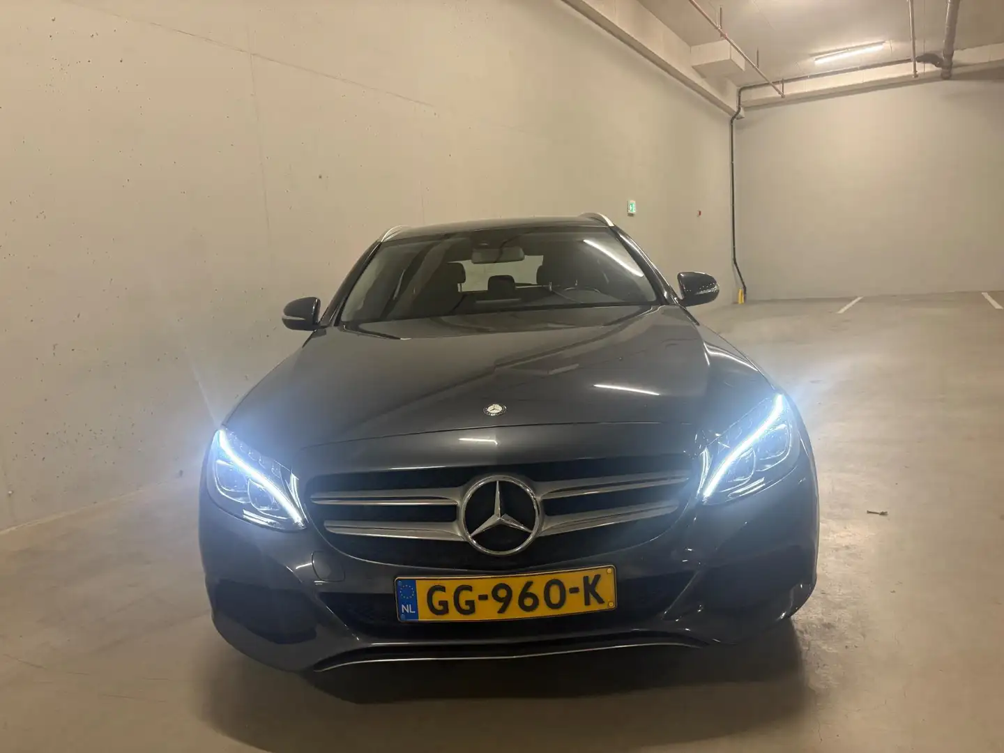 Mercedes-Benz C 350 Estate e AMG Leer Camera Grijs - 2
