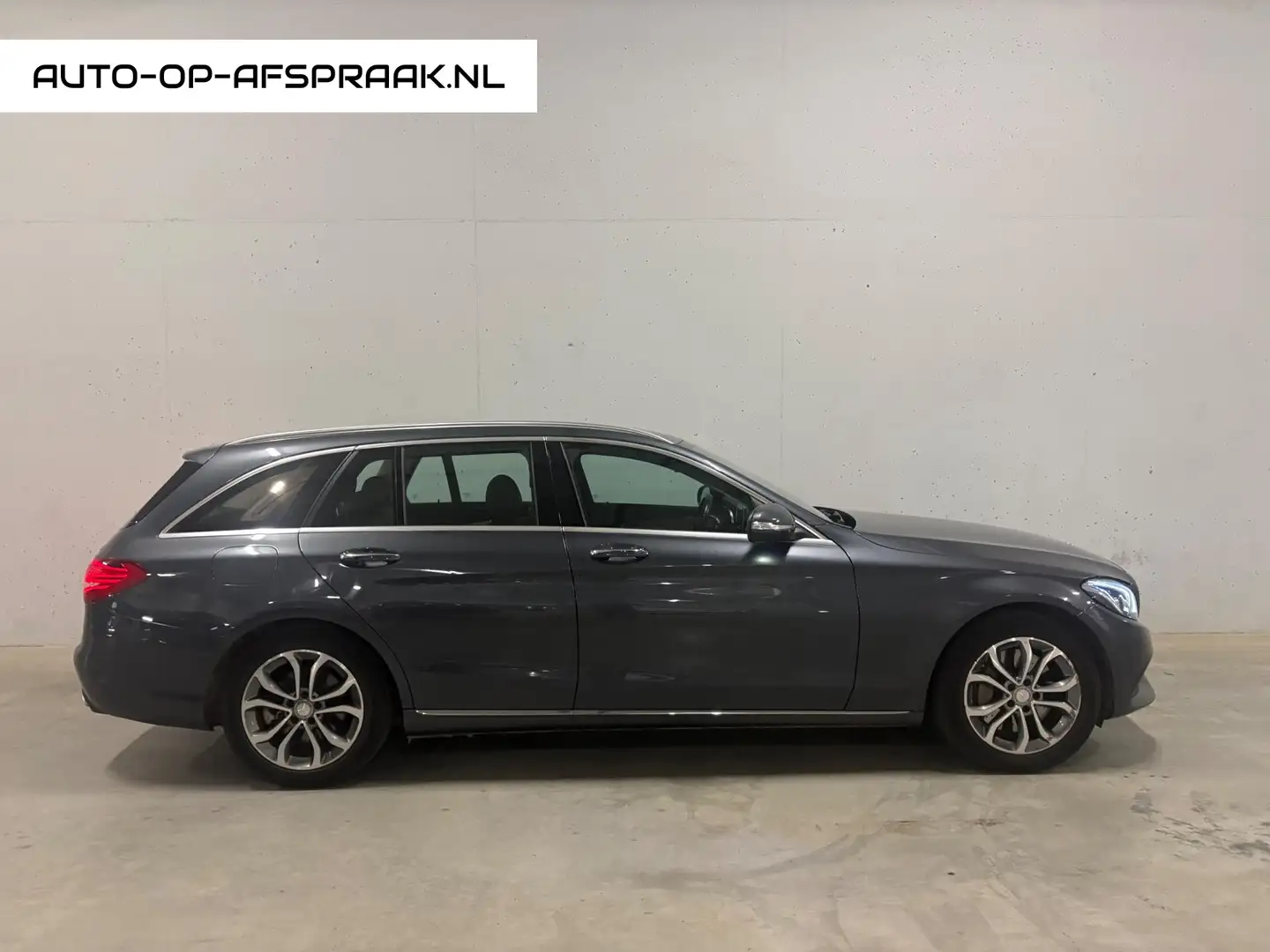 Mercedes-Benz C 350 Estate e AMG Leer Camera Grijs - 1