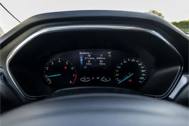Ford Focus view 8