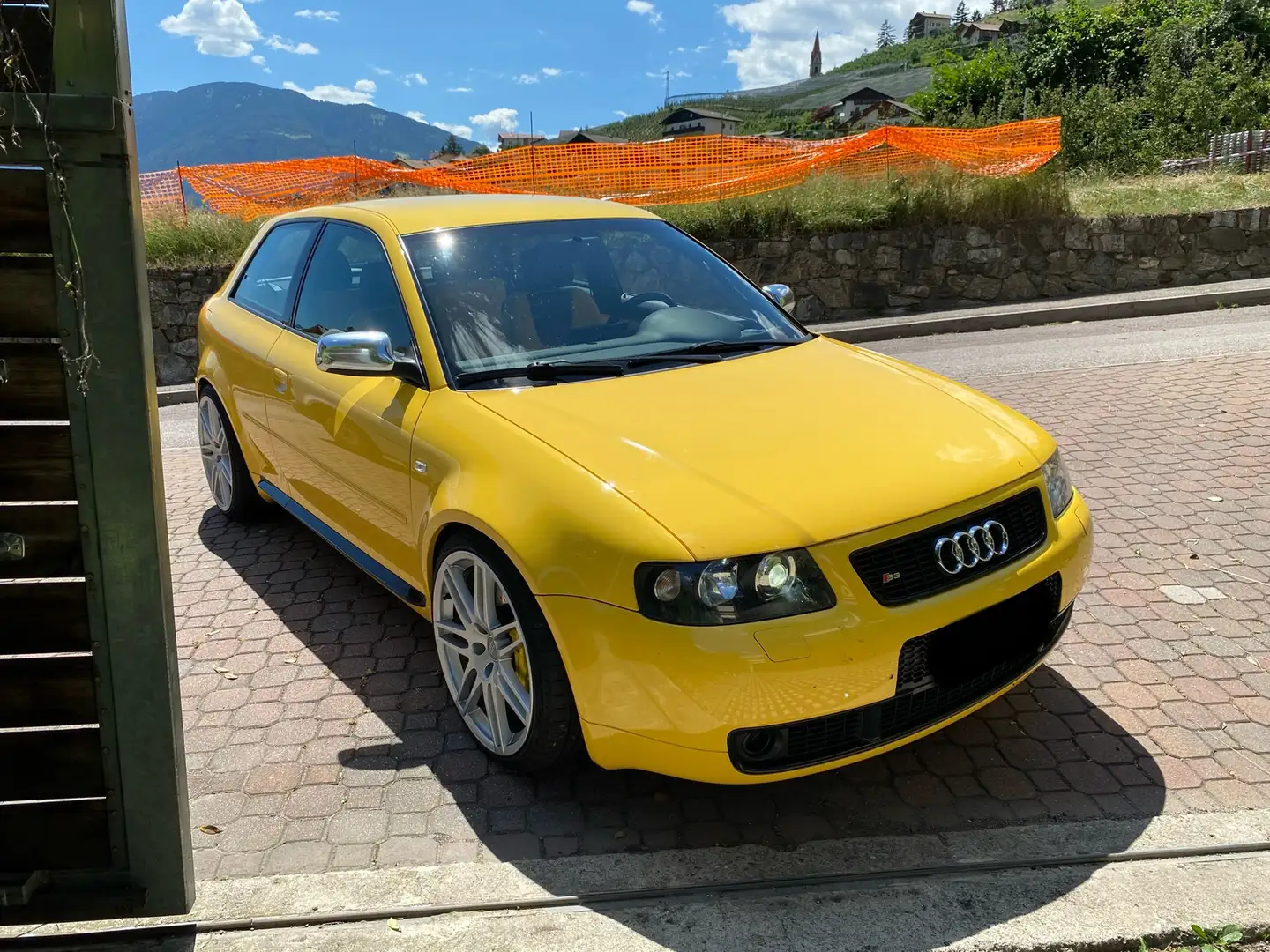 Audi S3 1.8 T quattro Speciale con ASI Жовтий - 1