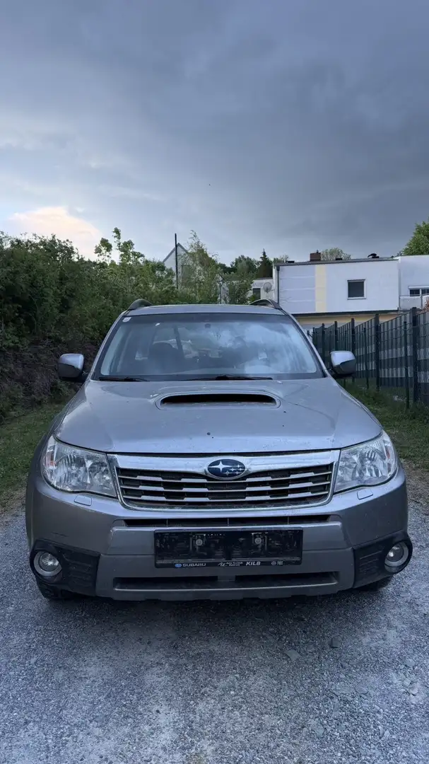 Subaru Forester 2,0D XS Comfort Fixpreis Grau - 2
