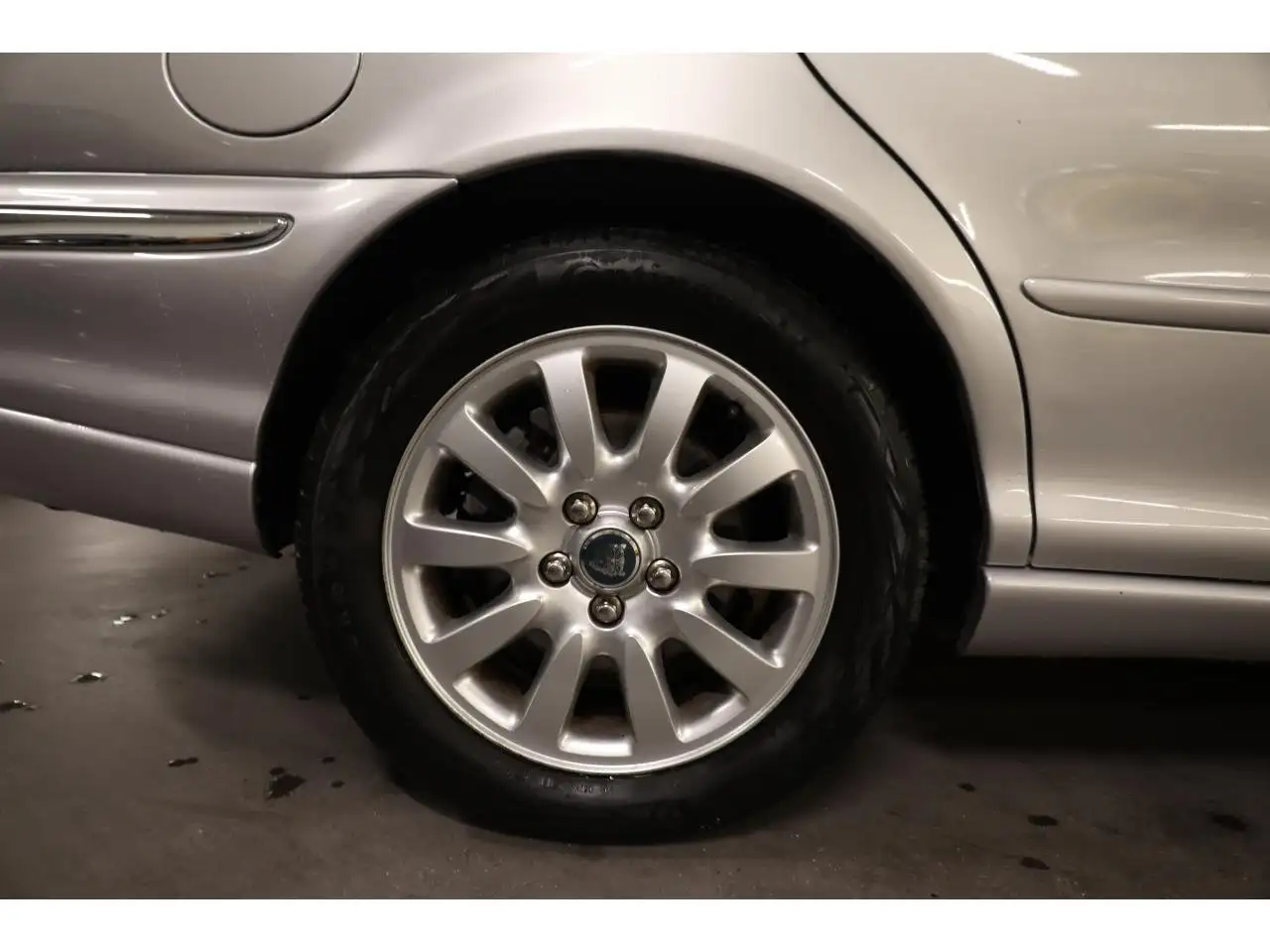 Jaguar X-Type 2.5 V6 197 BVA / NOMBREUX FRAIS RECENTS / PEINTURE COMPLETE NEUVE, foto 12
