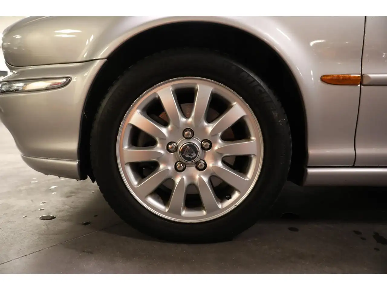 Jaguar X-Type 2.5 V6 197 BVA / NOMBREUX FRAIS RECENTS / PEINTURE COMPLETE NEUVE, foto 10
