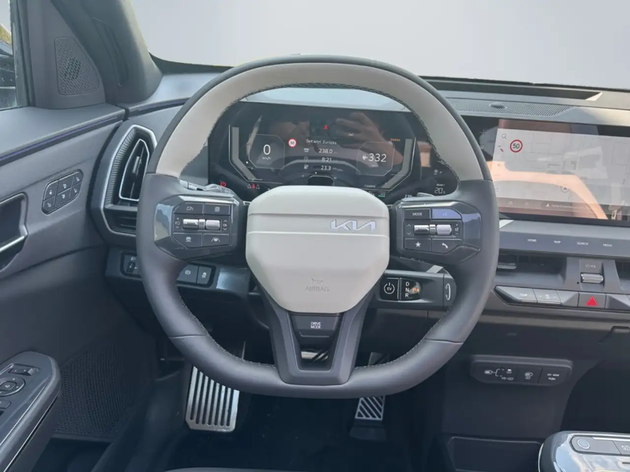 Kia EV5 GT-Line 2WD LAUNCH EDITION HUD Navi Temp PDCv+h SH 12