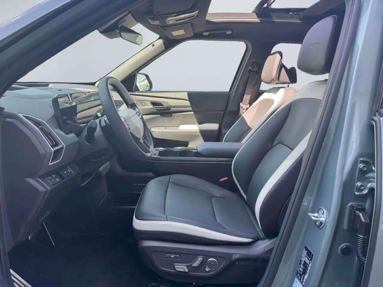 Kia EV5 GT-Line 2WD LAUNCH EDITION HUD Navi Temp PDCv+h SH 9