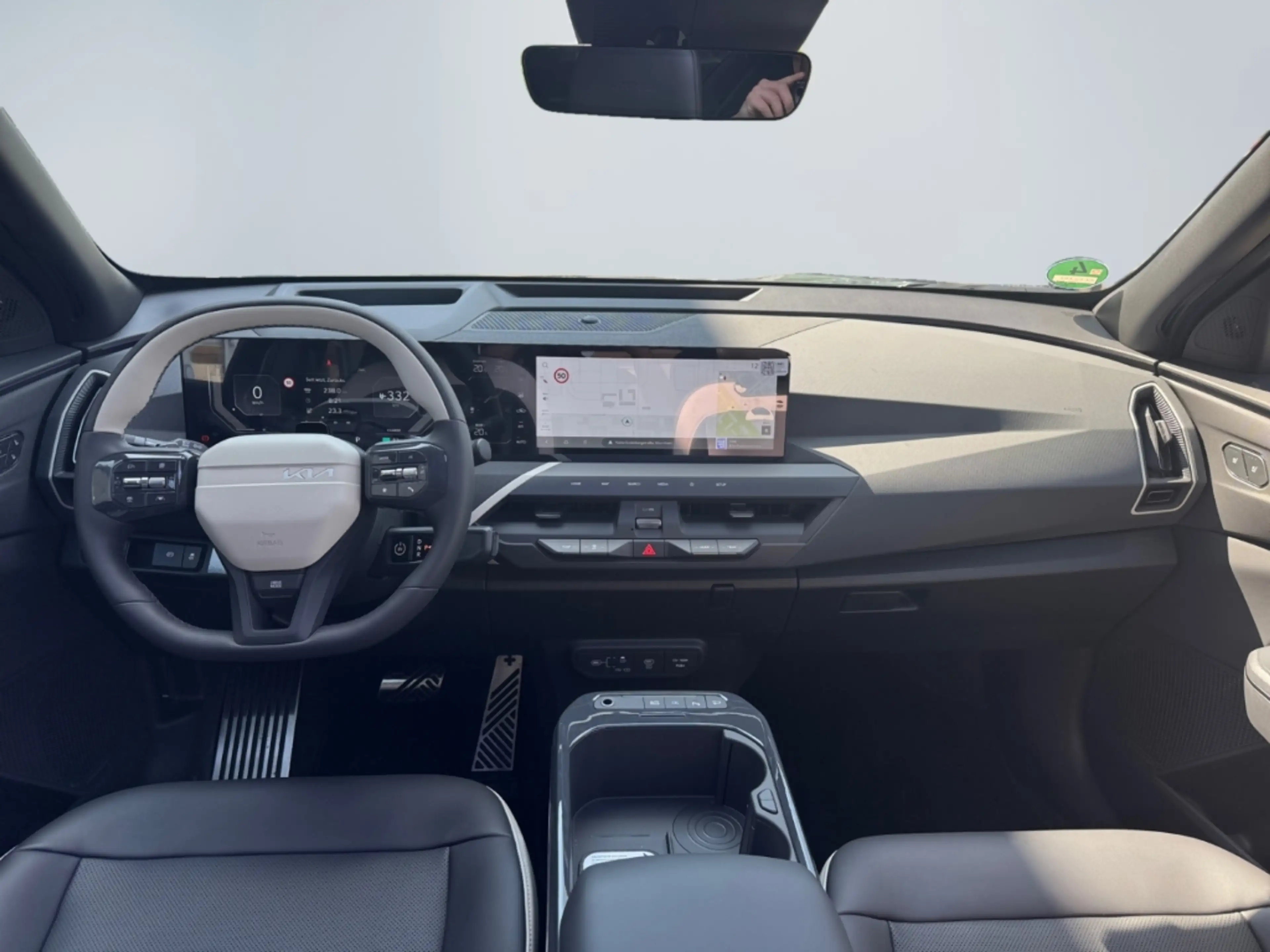 Kia EV5 GT-Line 2WD LAUNCH EDITION HUD Navi Temp PDCv+h SH — photo 10