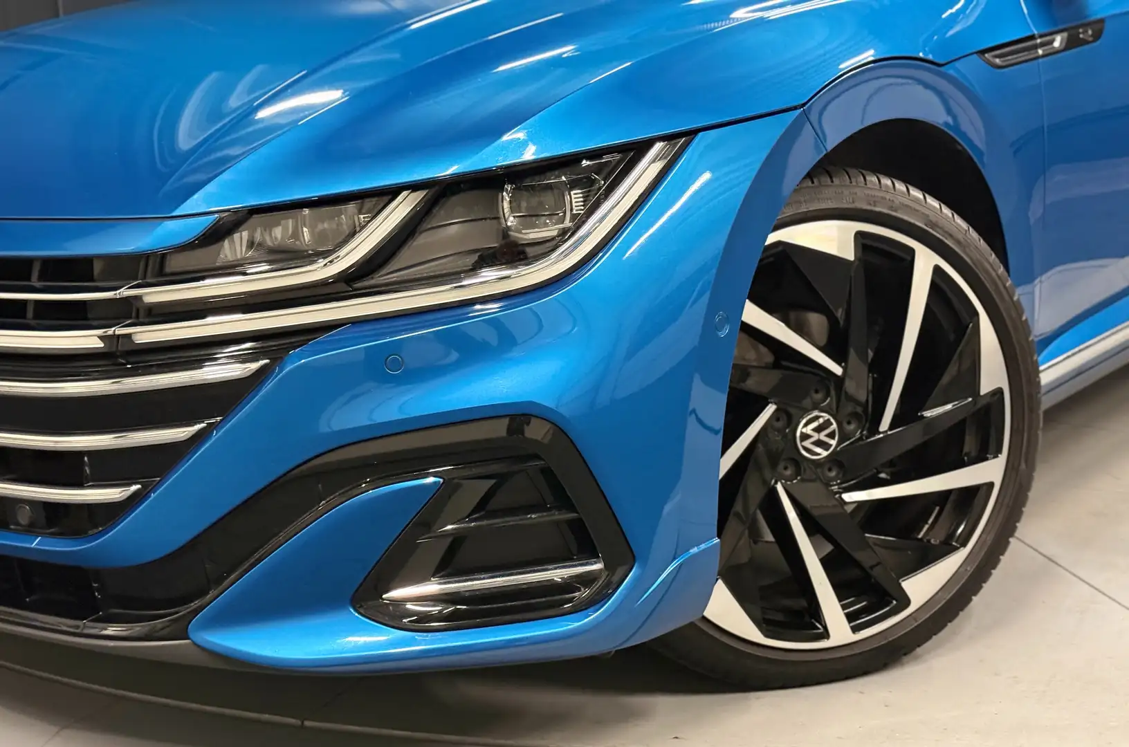 Volkswagen Arteon Shooting Brake R-Line *20Zoll*DCC*Matrix*GARANTIE* Blauw - 2
