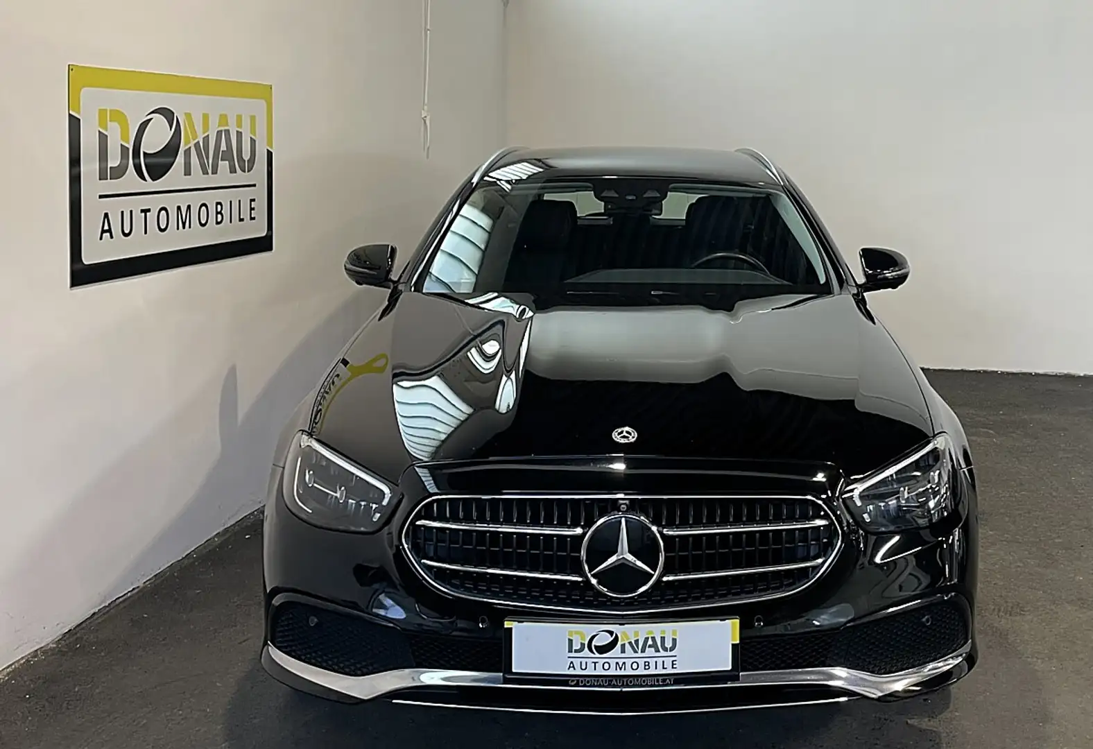 Mercedes-Benz E 300 de PHEV T 4Matic Aut. Avantgarde  * ACC * Erstb... Schwarz - 2