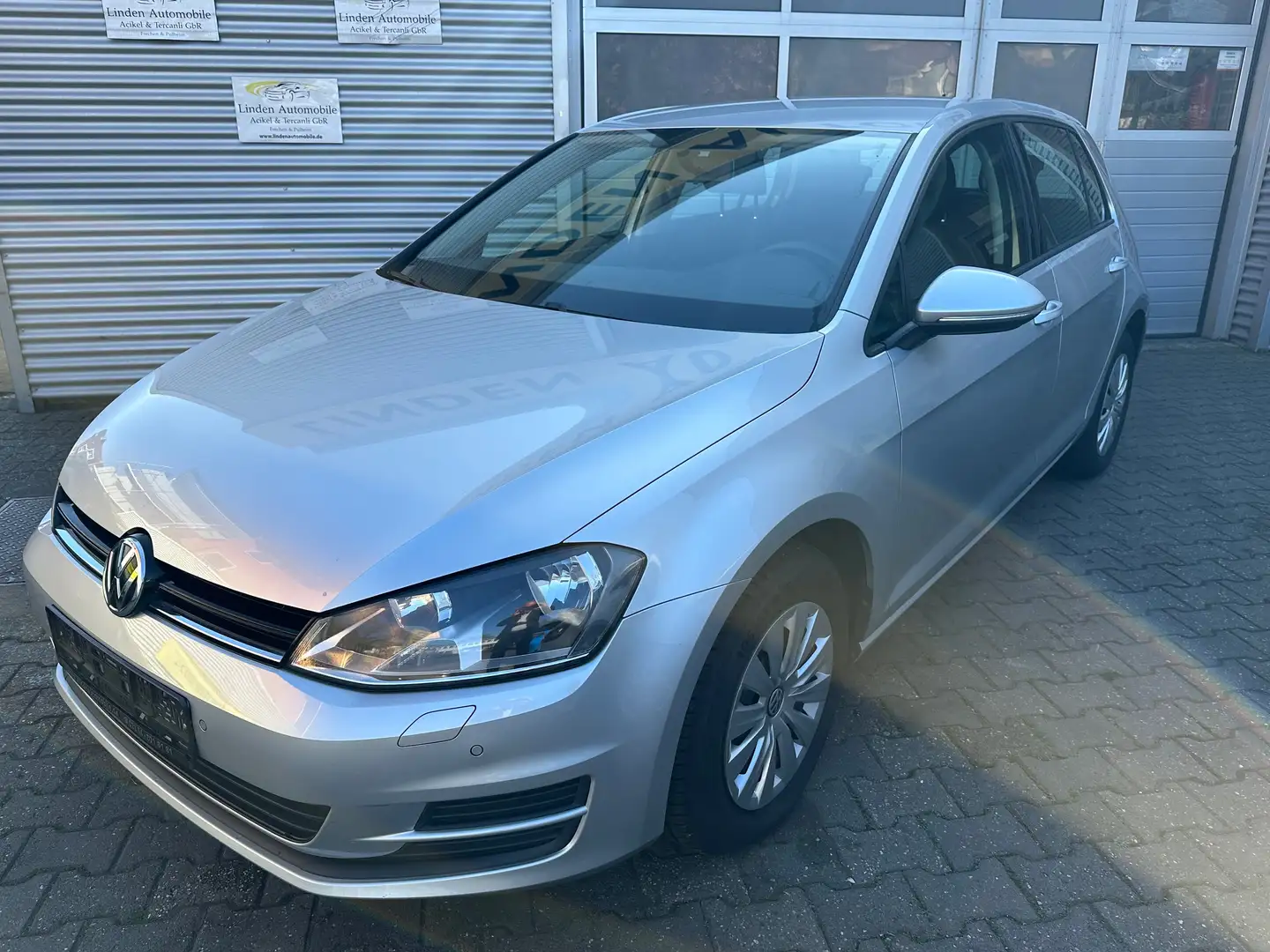 Volkswagen Golf Trendline BMT Grijs - 2