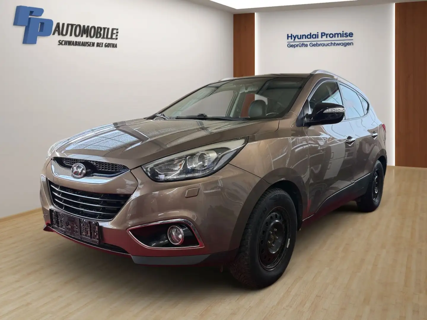 Hyundai iX35 2.0 CRDi Style 4WD Braun - 1