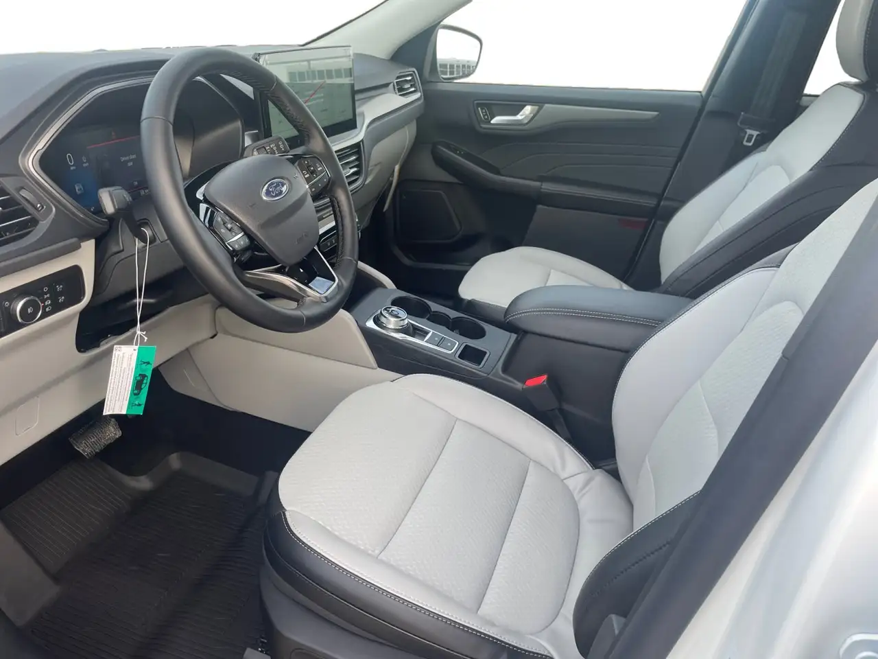 Ford Escape снимка Ford Escape