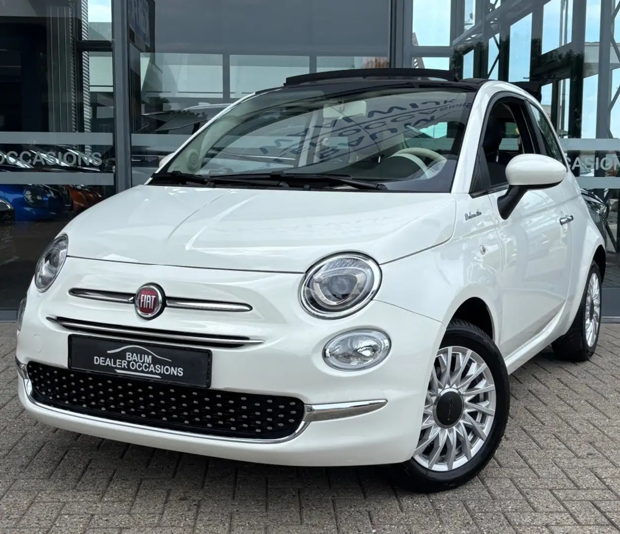 Fiat 500C 1.0 HYBRID DOLCEVITA AIRCO LMV PDC CARPLAY Wit - 1