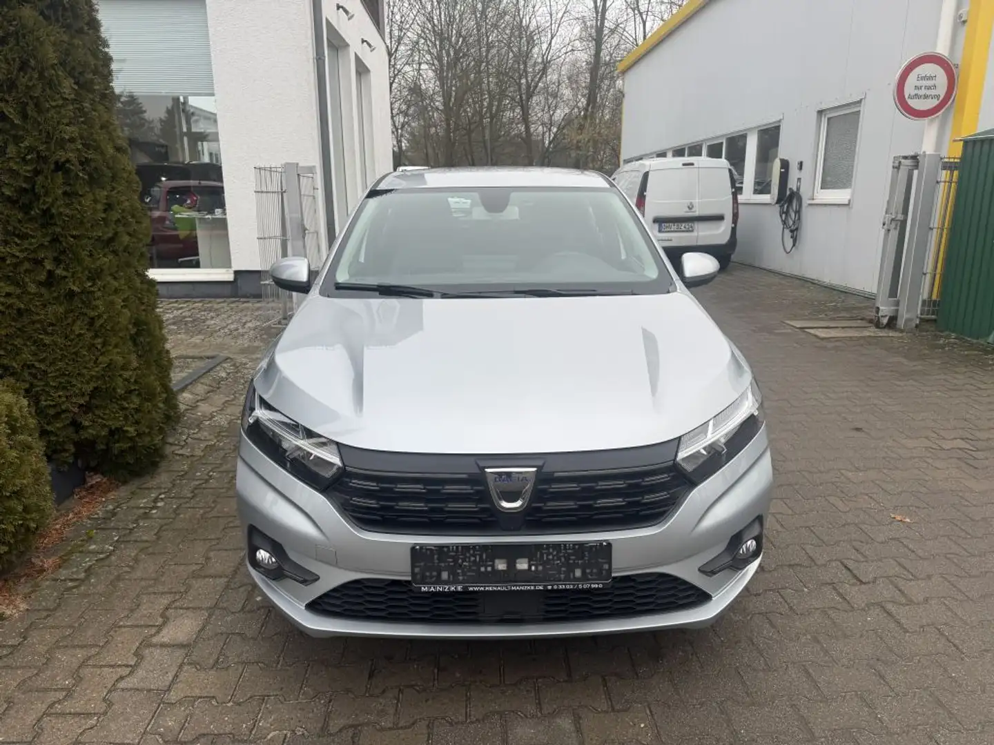 Dacia Sandero TCe 100 ECO-G Comfort / Allwetter / LPG Silber - 2