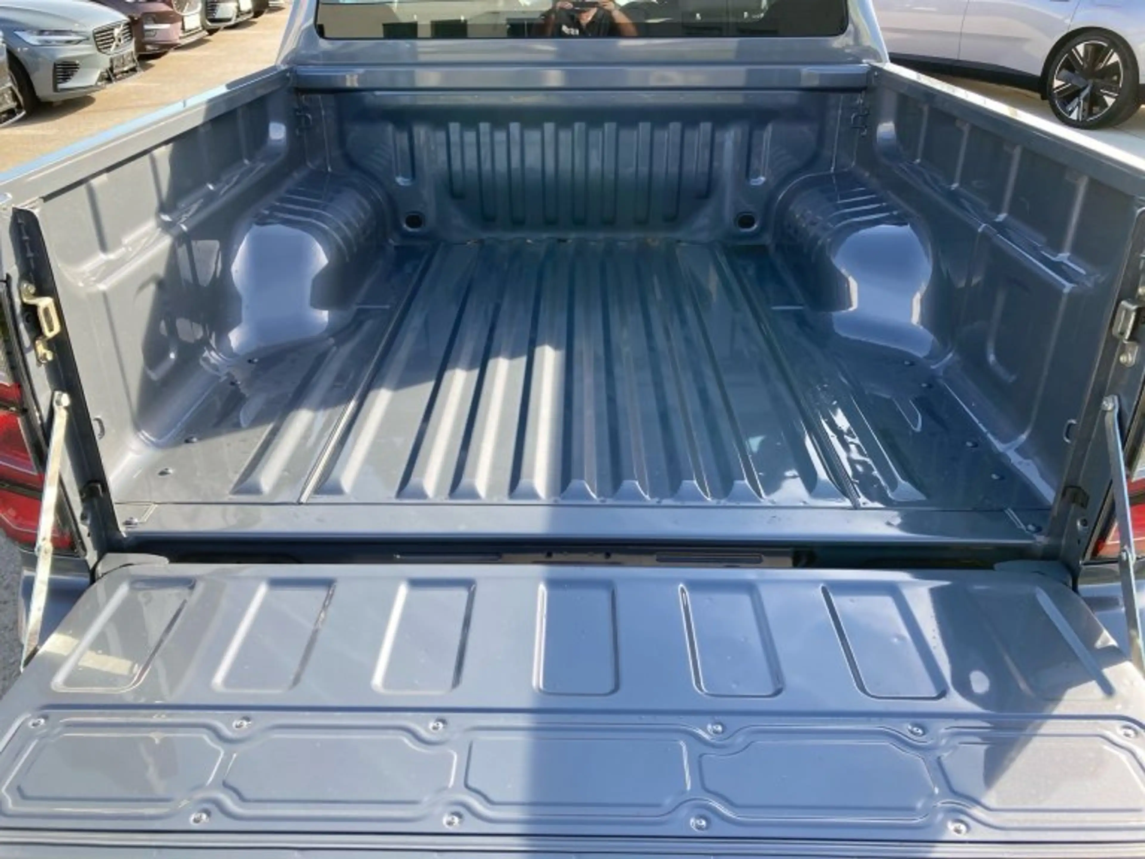 Isuzu D-Max Double Cab 4x4 LSE — photo 13