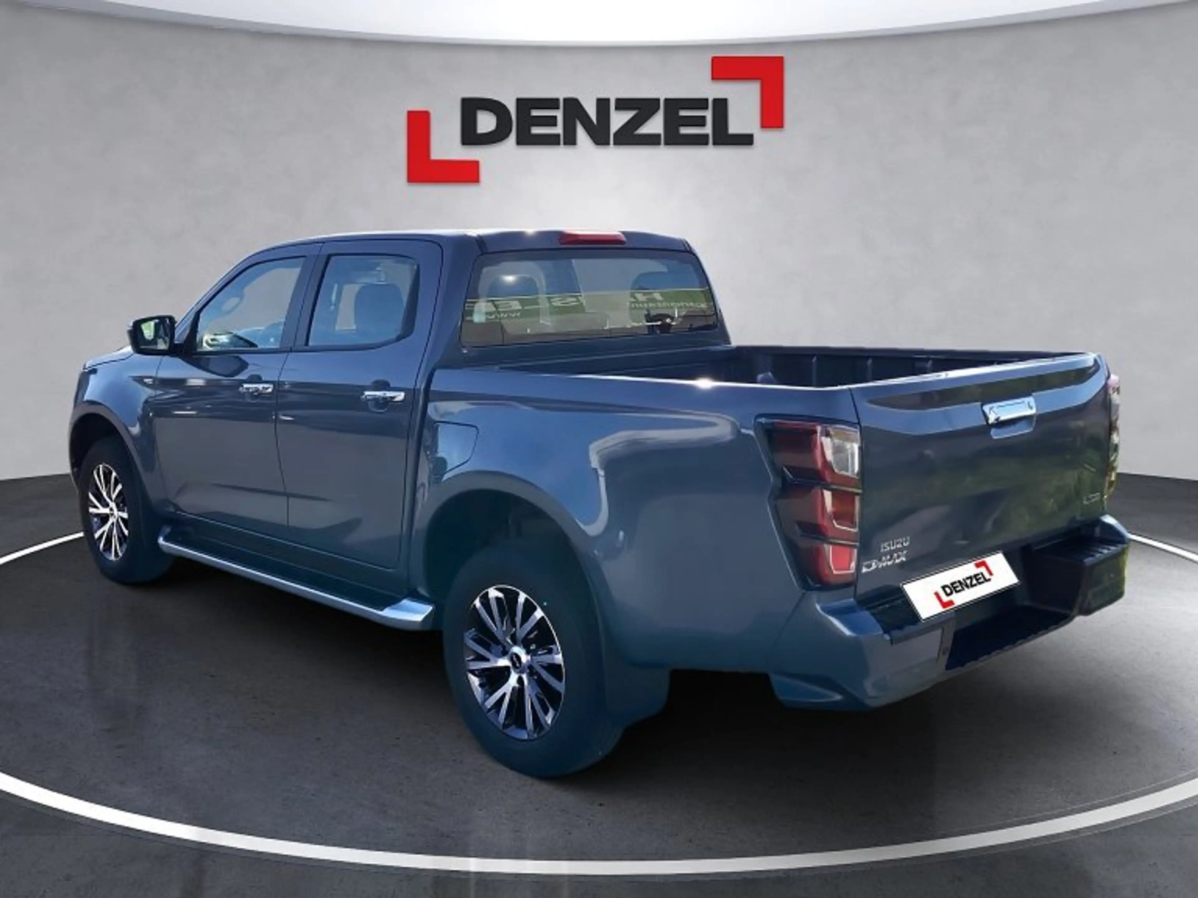 Isuzu D-Max Double Cab 4x4 LSE — photo 3