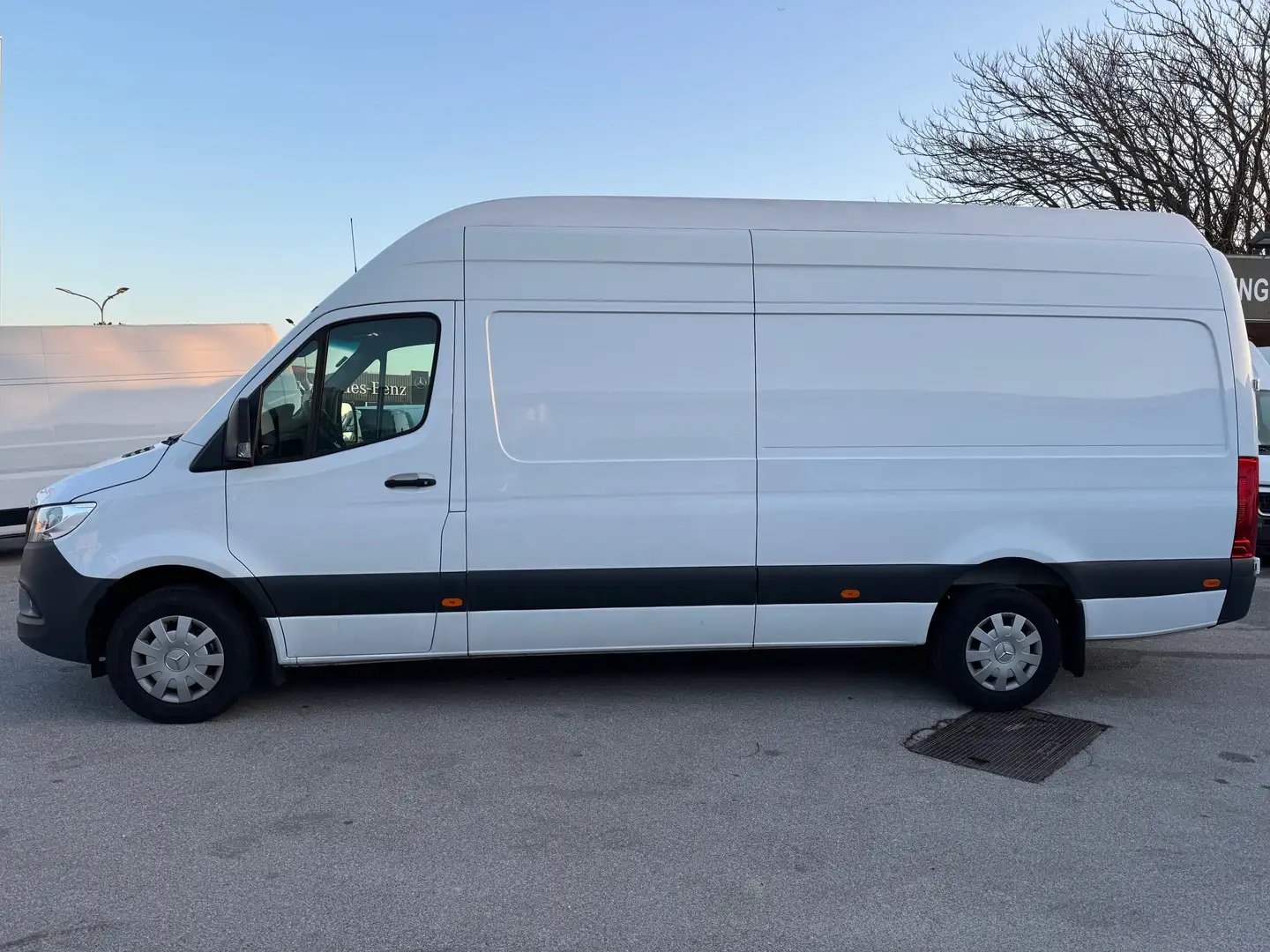 Mercedes-Benz Sprinter 317 CDI Lang Superhochdach *Die Letzten ihrer Art* Weiß - 2