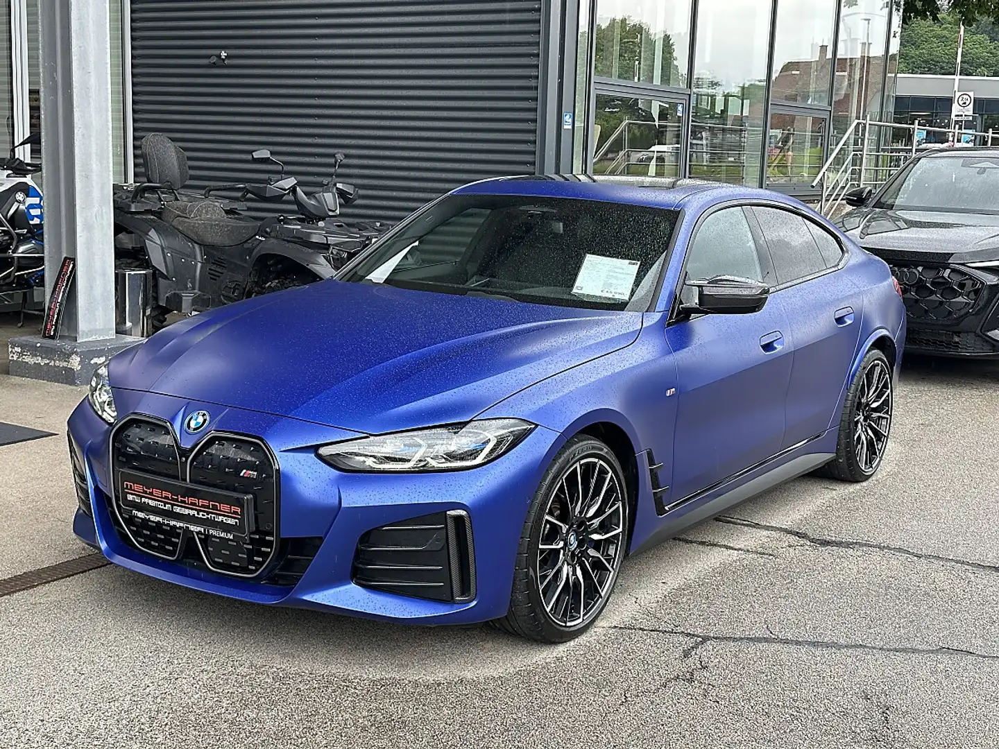 BMW i4 Gran Coupe xDrive M50 / AHK / Laser / Pano / M-... Blau - 1