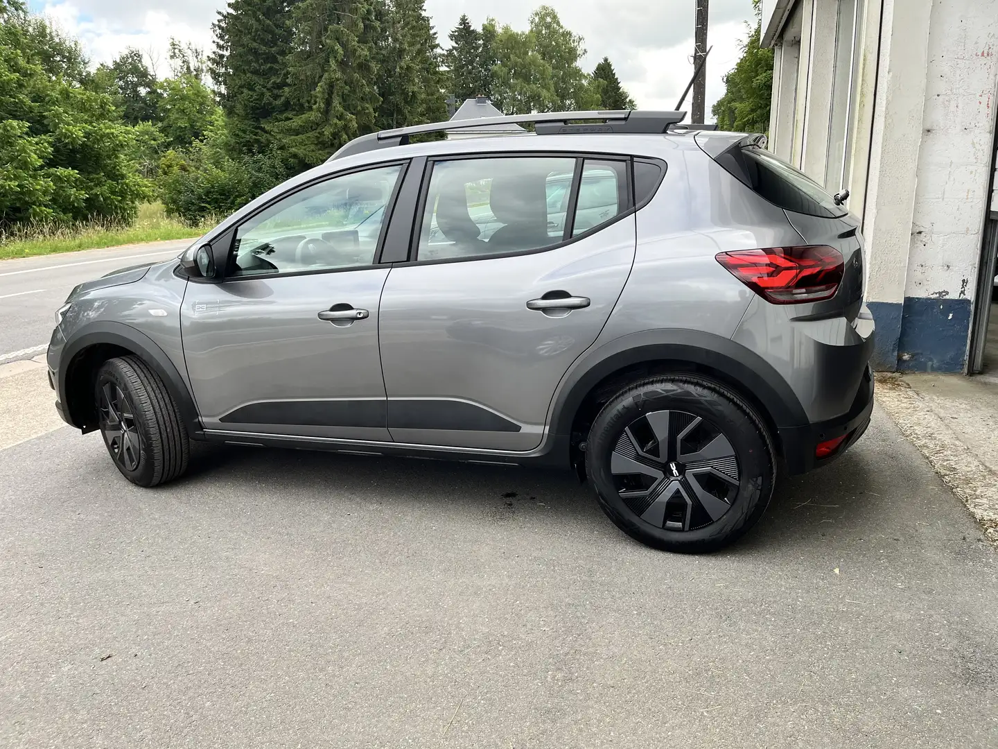Dacia Sandero Sandero Stepway 1.0 TCe Extreme Grijs - 2