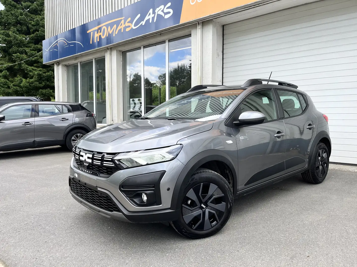 Dacia Sandero Sandero Stepway 1.0 TCe Extreme Grijs - 1