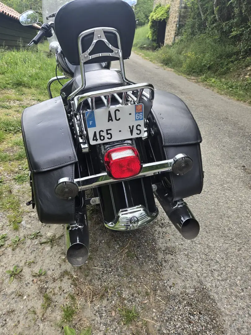 Harley-Davidson Road King Classic Noir - 2