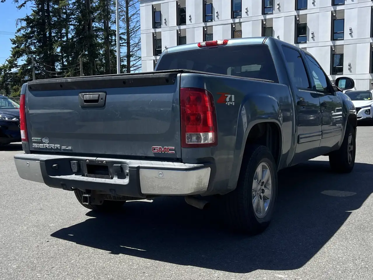GMC Sierra 1500 photo GMC Sierra 1500