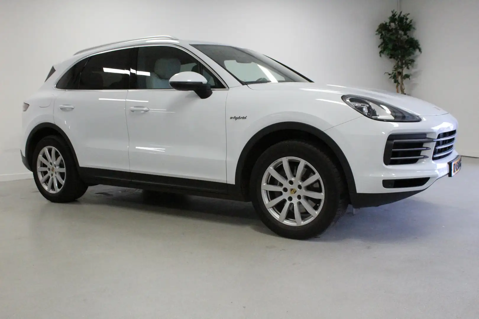 Porsche Cayenne 3.0 E-Hybrid | NL-AUTO+N.A.P! | CARPLAY | WEGKL-TR Blanc - 2