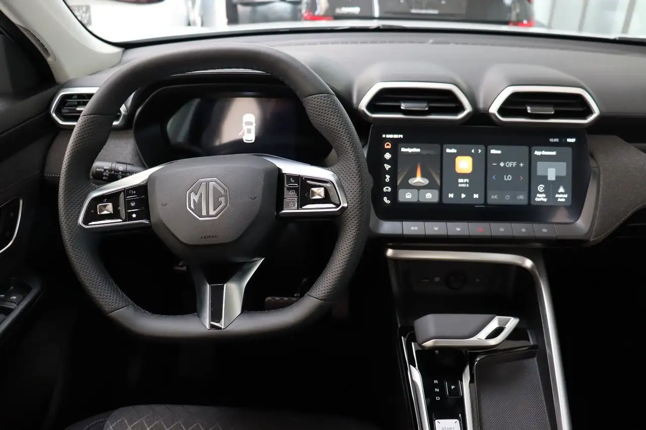 MG ZS 1.5 HEV Comfort Klima ALU ACC LED SHZ SOFORT 8