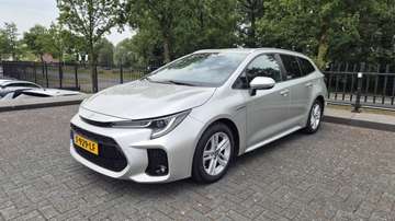 1.8 Hybrid | STYLE | Camera | PDC | Stoelverw. | E