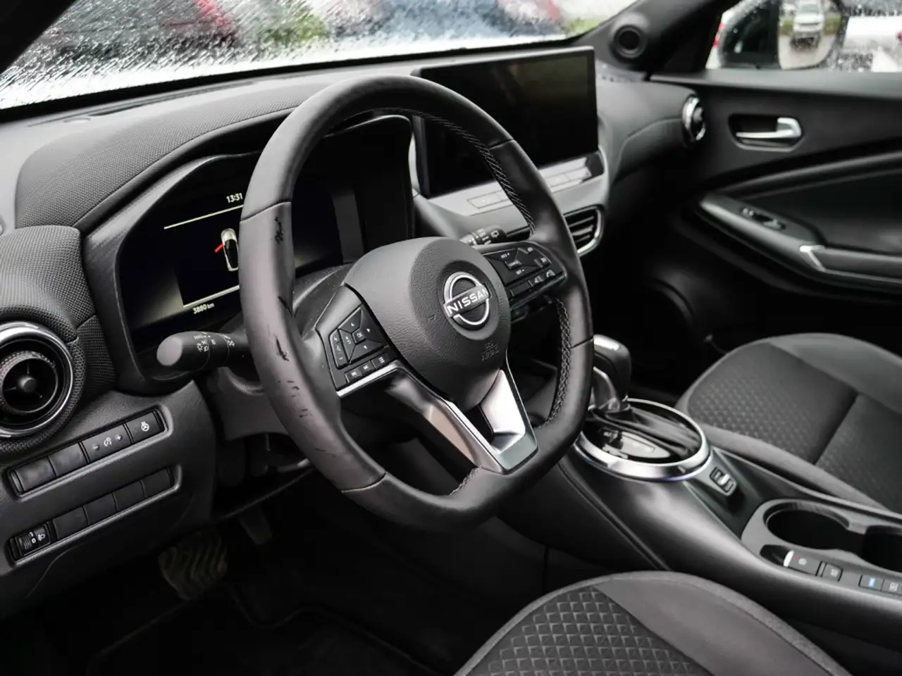 Nissan Juke Hybrid N-Connecta LED Apple CarPlay Android Auto K 5