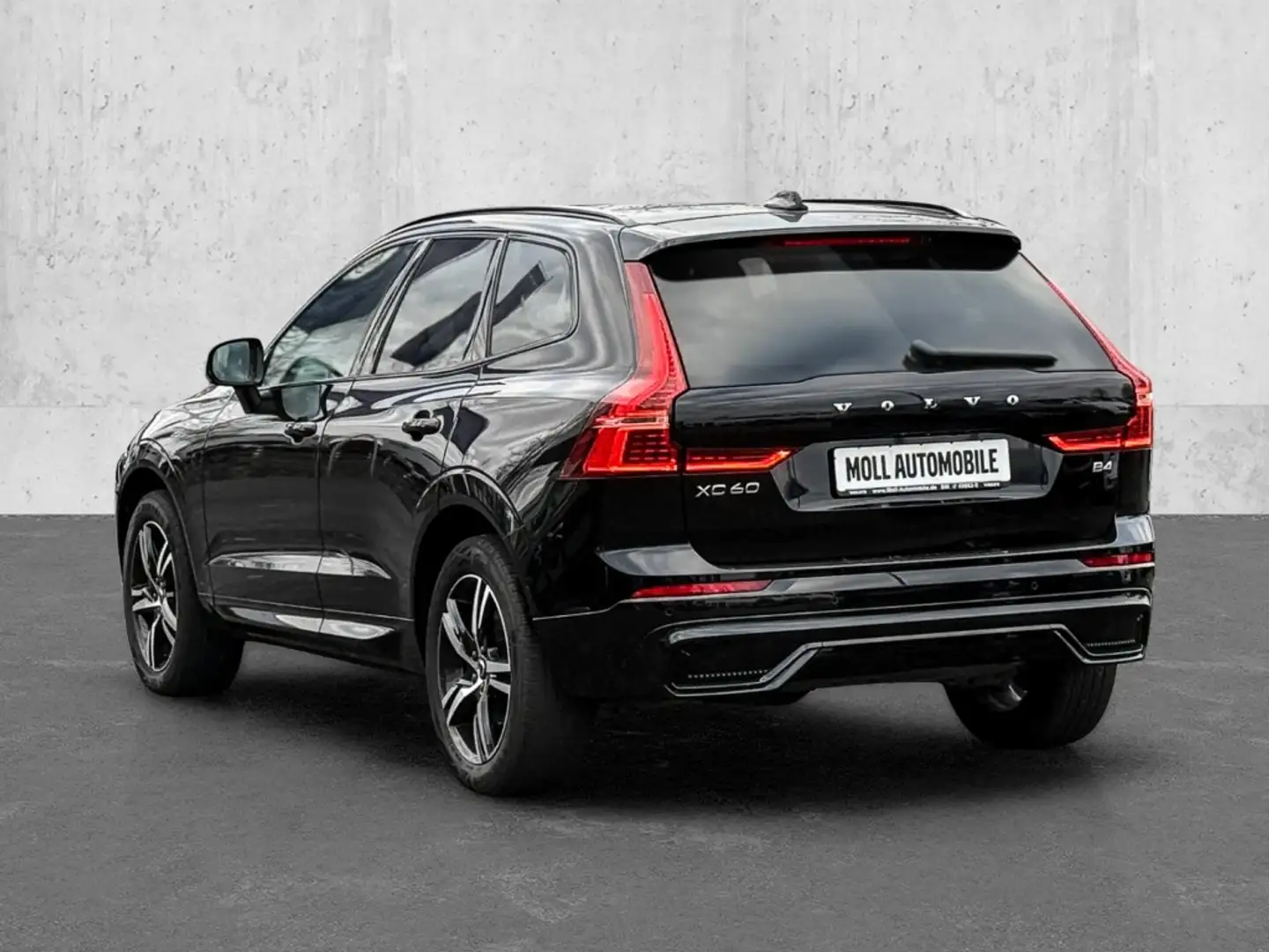 Volvo XC60 R Design 2WD AHK El. Panodach Leder Digitales Cock Schwarz - 2