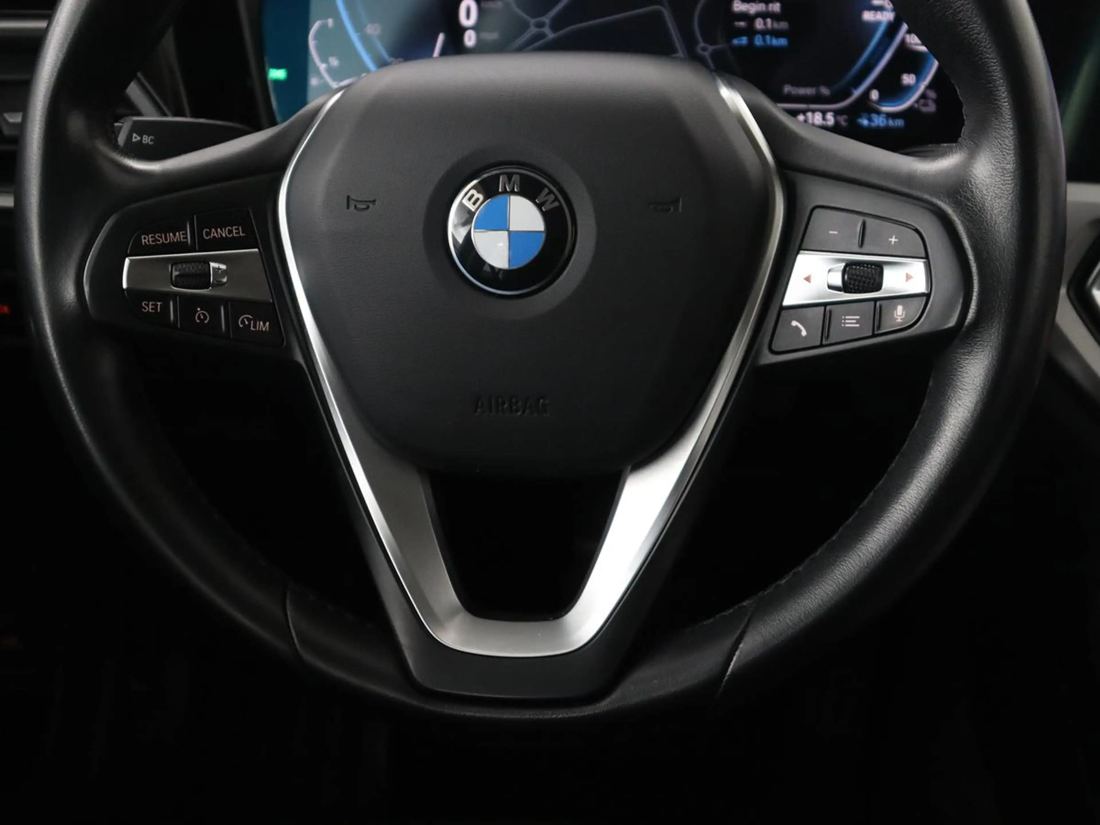 BMW 330 3-serie Touring 330e High Executive | SOH 91,4% | — photo 8