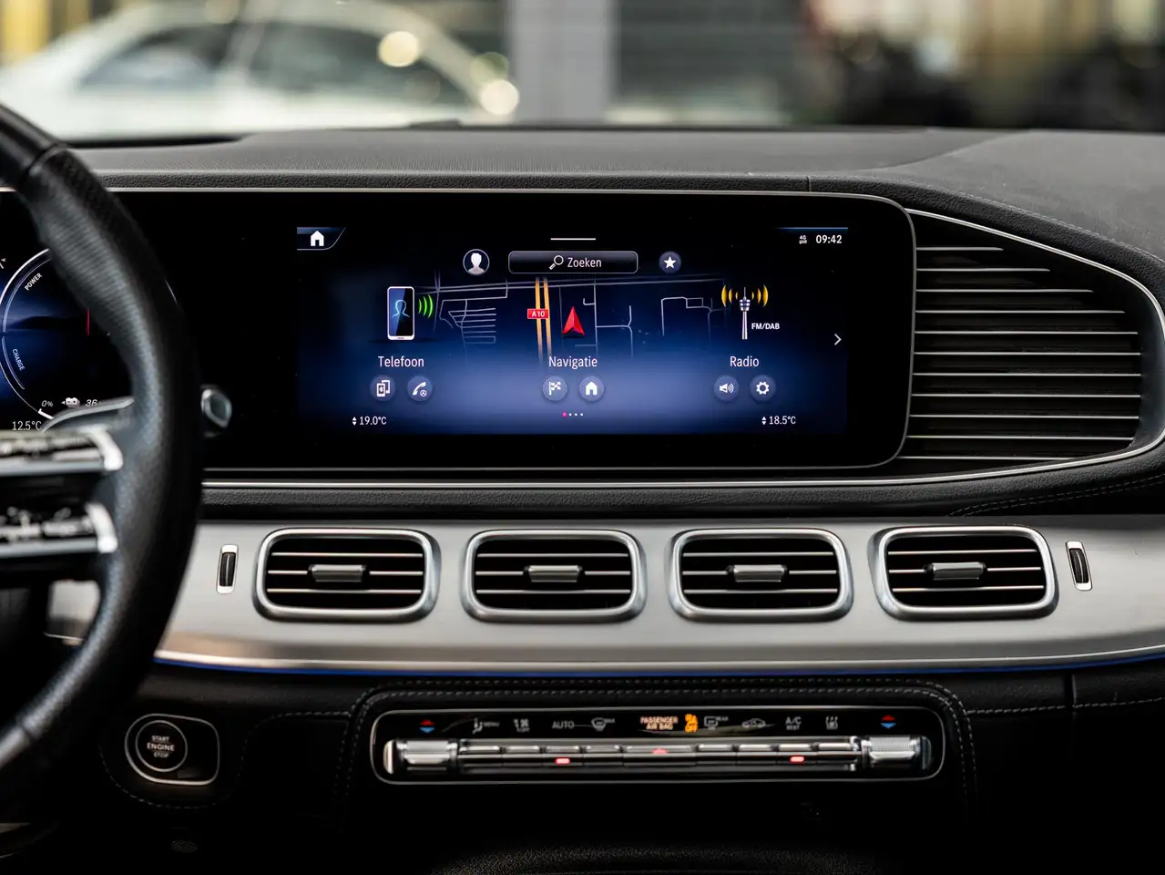 Mercedes-Benz GLE e 4MATIC AMG Line Premium PANORAMA/SCHUIF-KANTEL, миниатюра 18