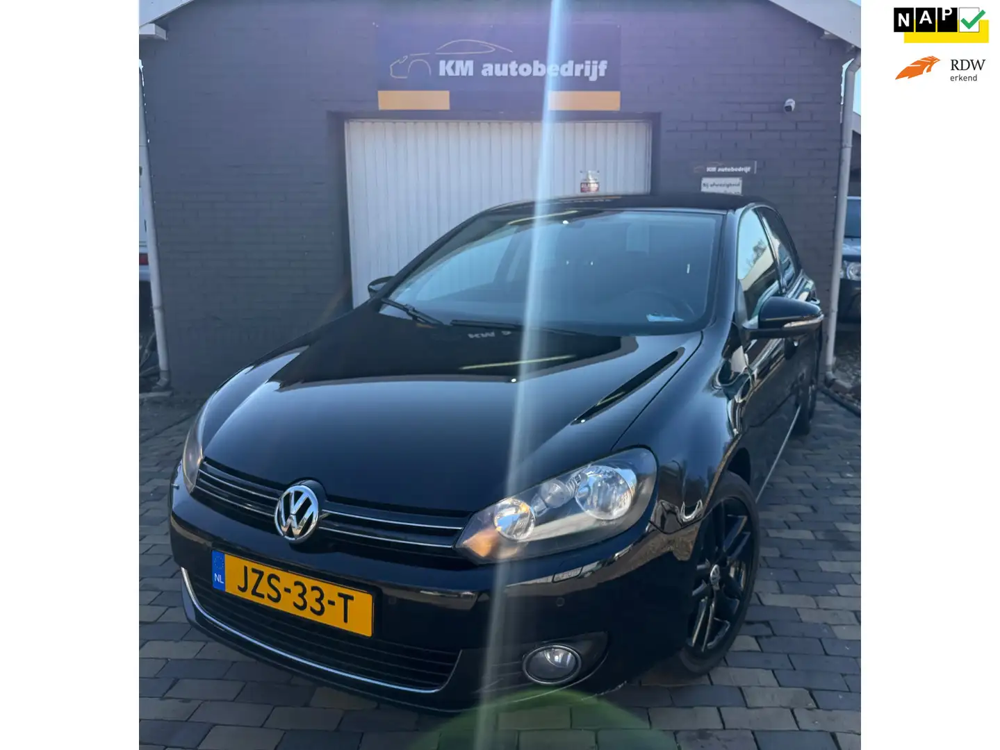 Volkswagen Golf 1.2 TSI Trendline BlueMotion*Clima*PDC*Nap* Schwarz - 1