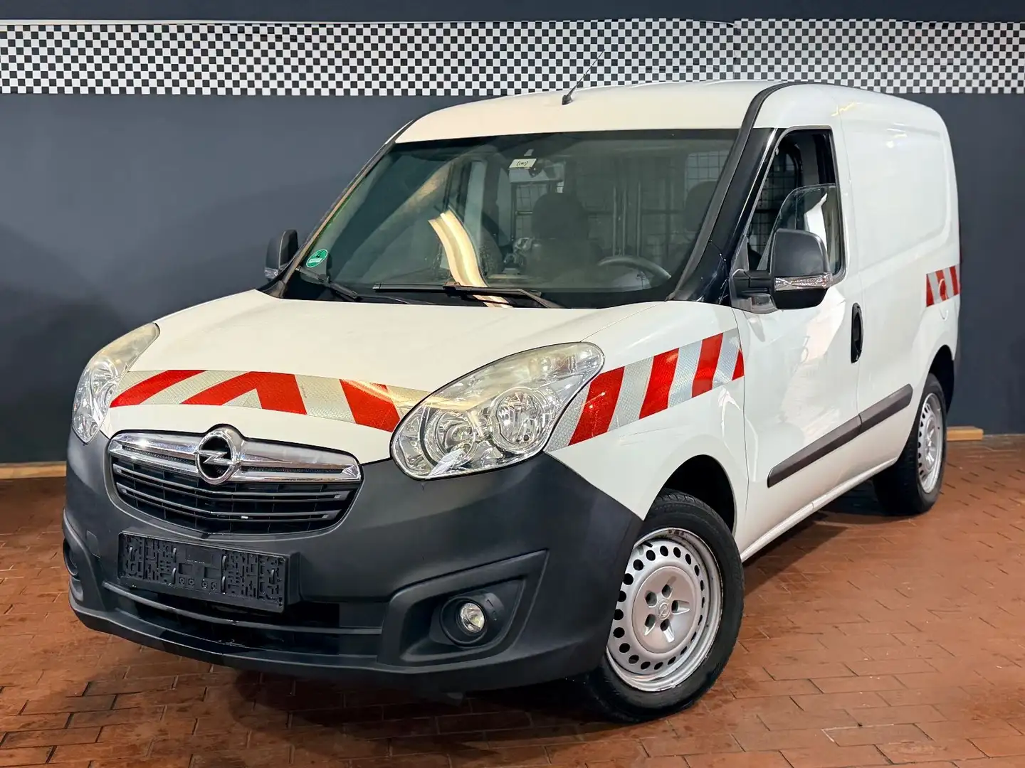 Opel Combo D Kasten L1H1 2,2t Weiß - 1