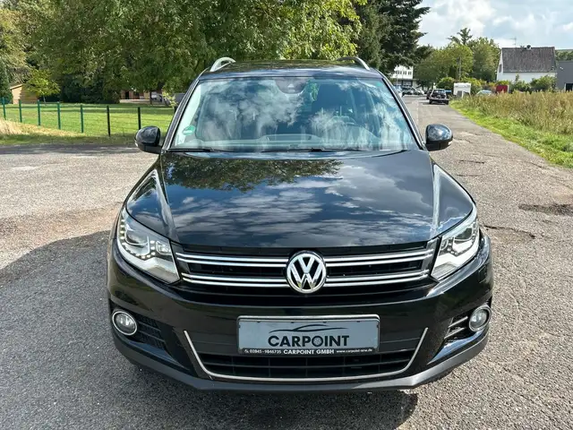 Volkswagen Tiguan view 8