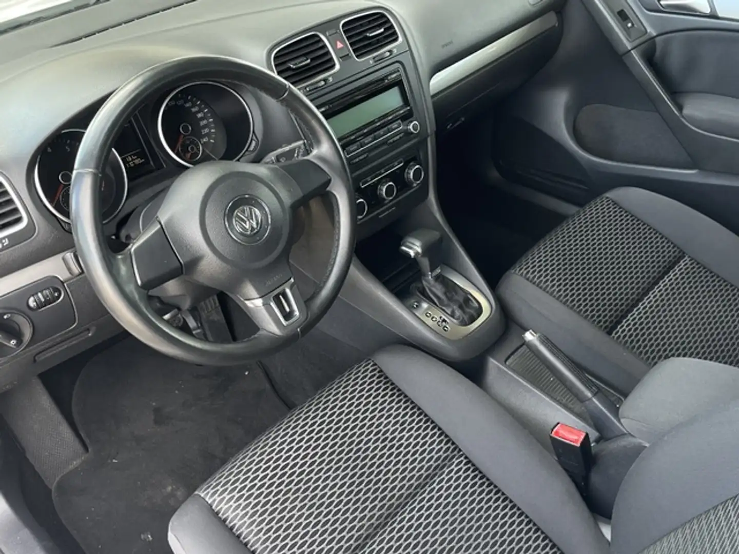 Volkswagen Golf 1.2 TSI Advance DSG Weiß - 2