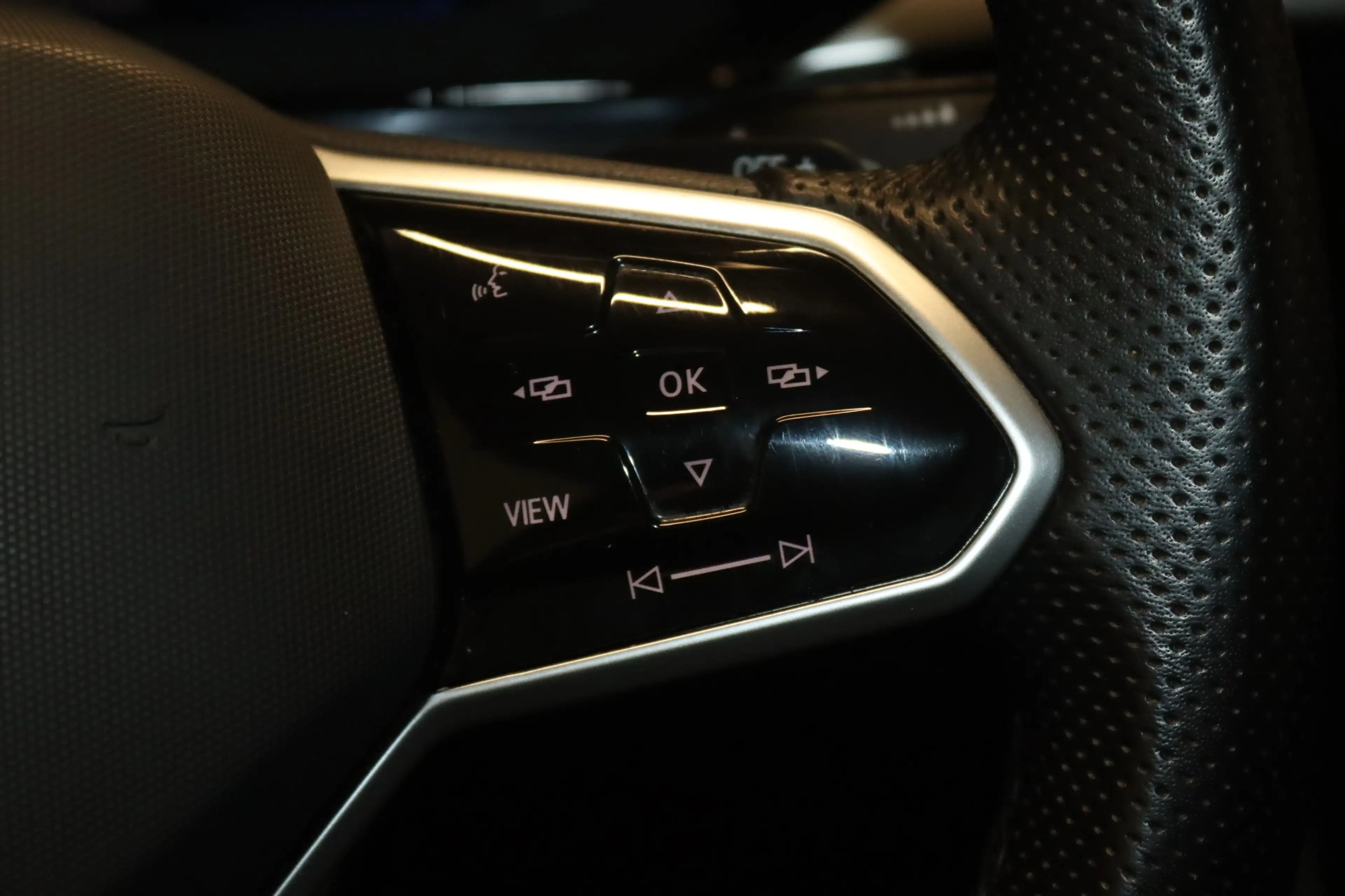 Volkswagen Arteon Shooting Brake R-Line 4M-VIRT-NAV-IQ-AHK- — photo 15