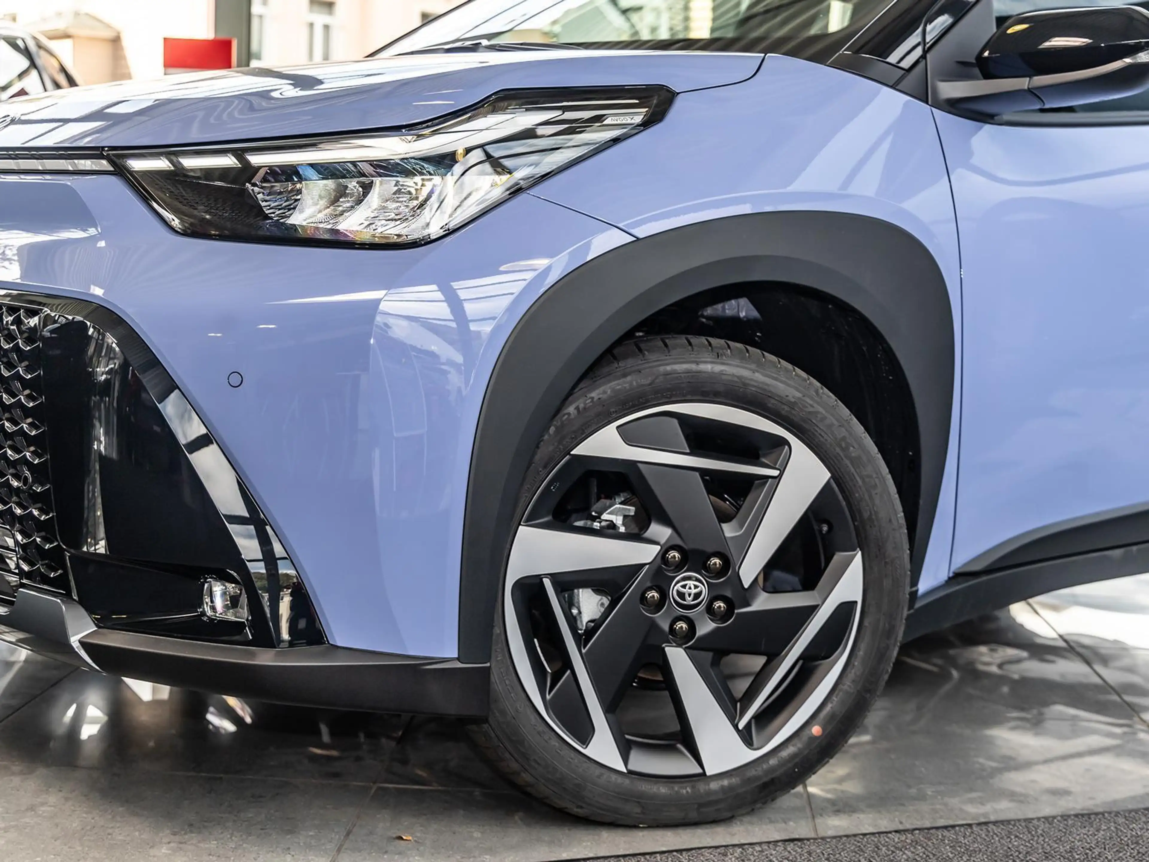 Toyota Aygo X X 1.5 HEV LOUNGE NAVI SHZ PDC KLIMA BT ZV — photo 7