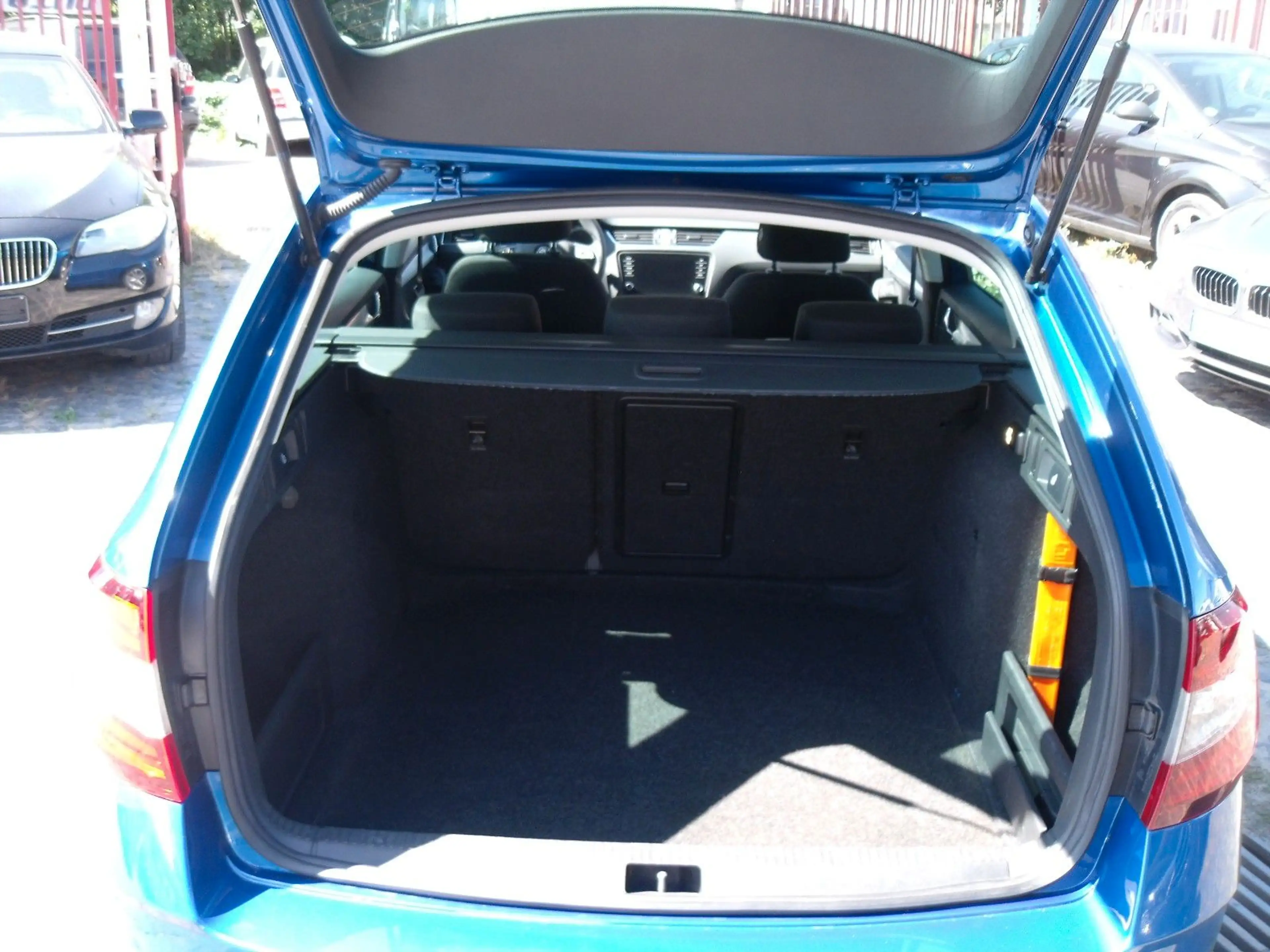 Skoda Octavia Combi Ambition — photo 8