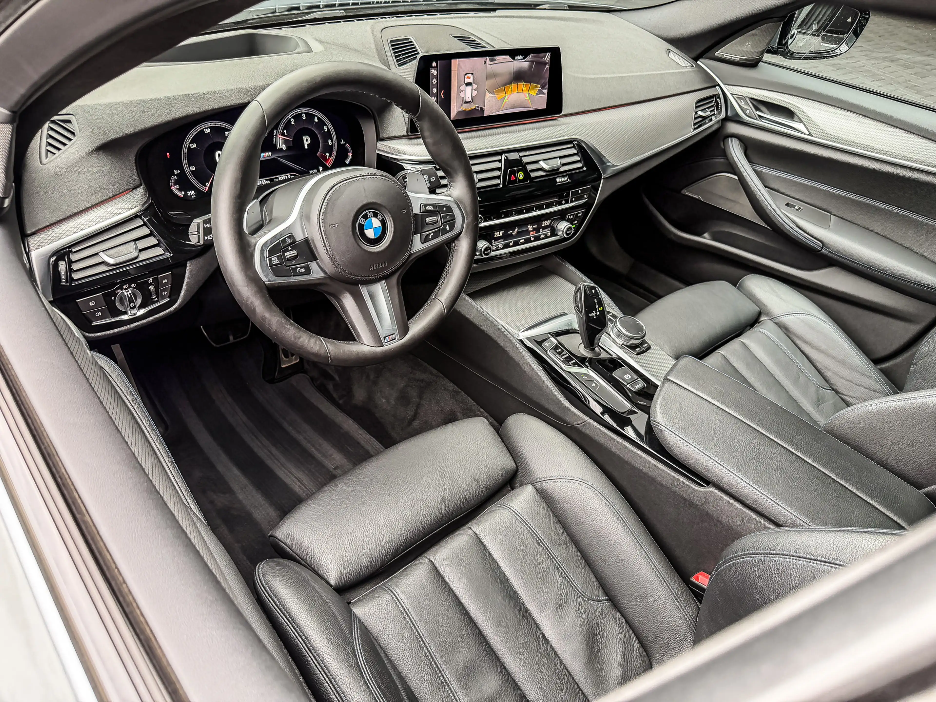 BMW 540 5-serie Touring 540i xDrive 340PK High Executive | — photo 6