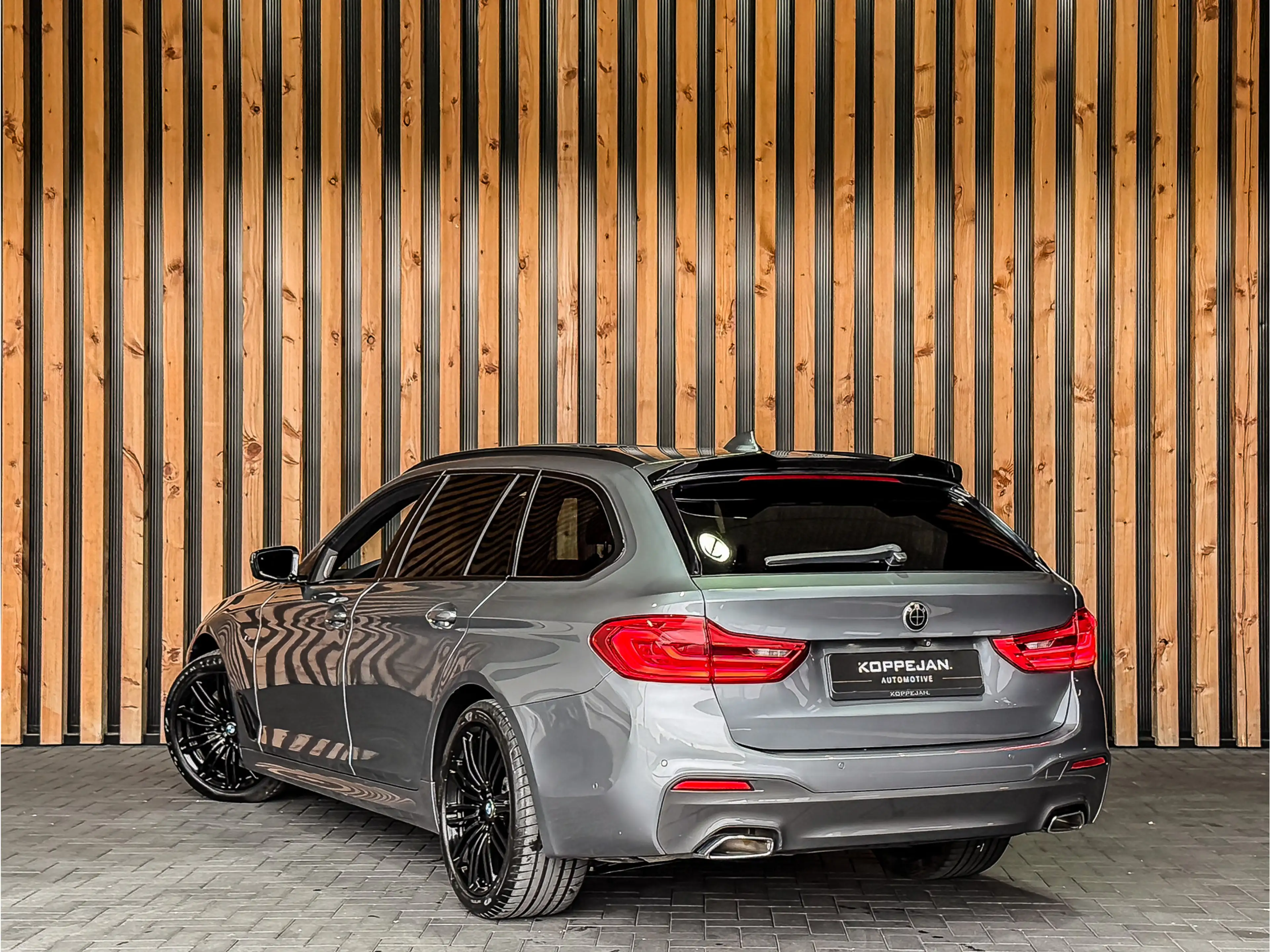 BMW 540 5-serie Touring 540i xDrive 340PK High Executive | — photo 20