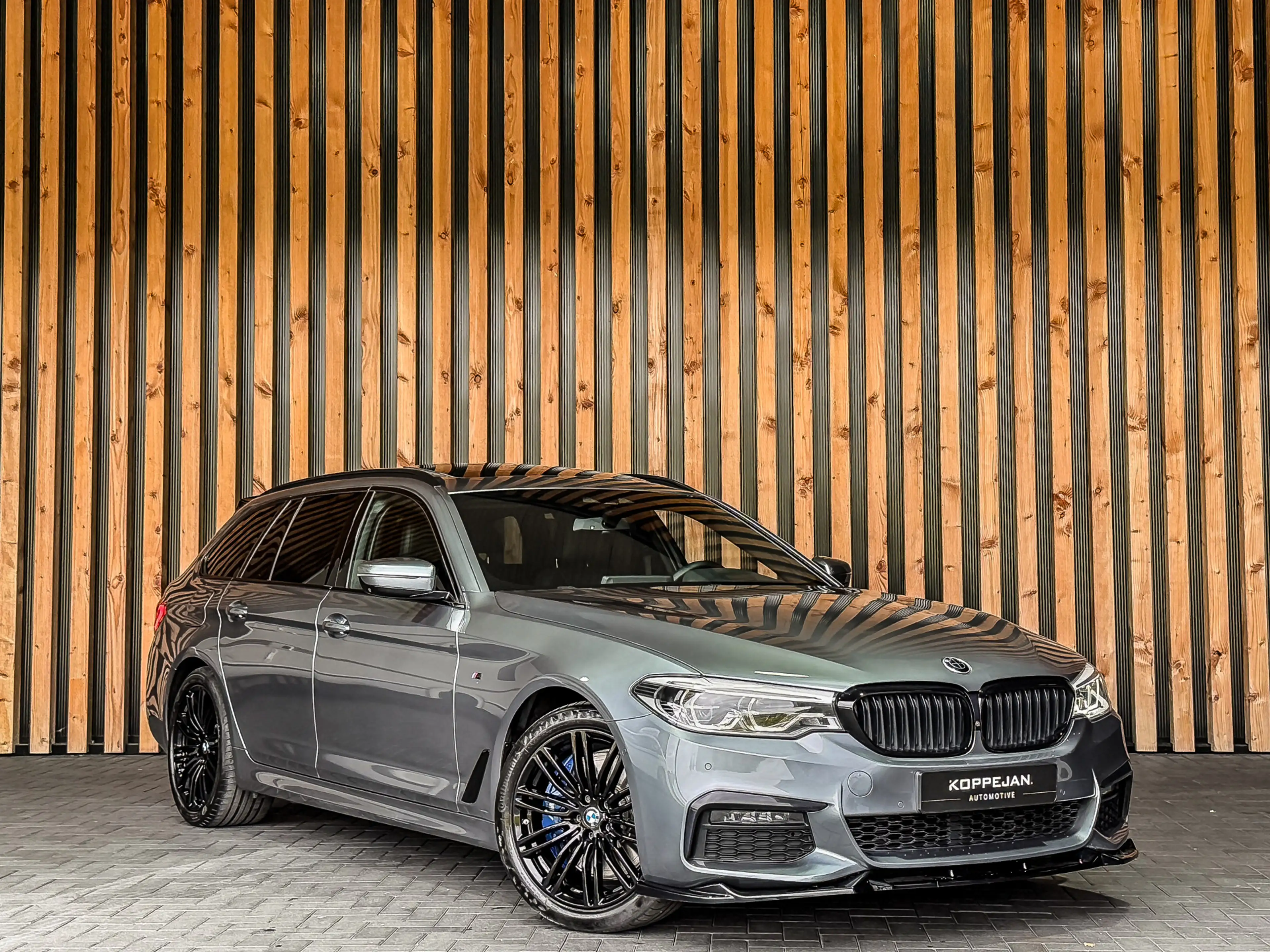 BMW 540 5-serie Touring 540i xDrive 340PK High Executive | — photo 28