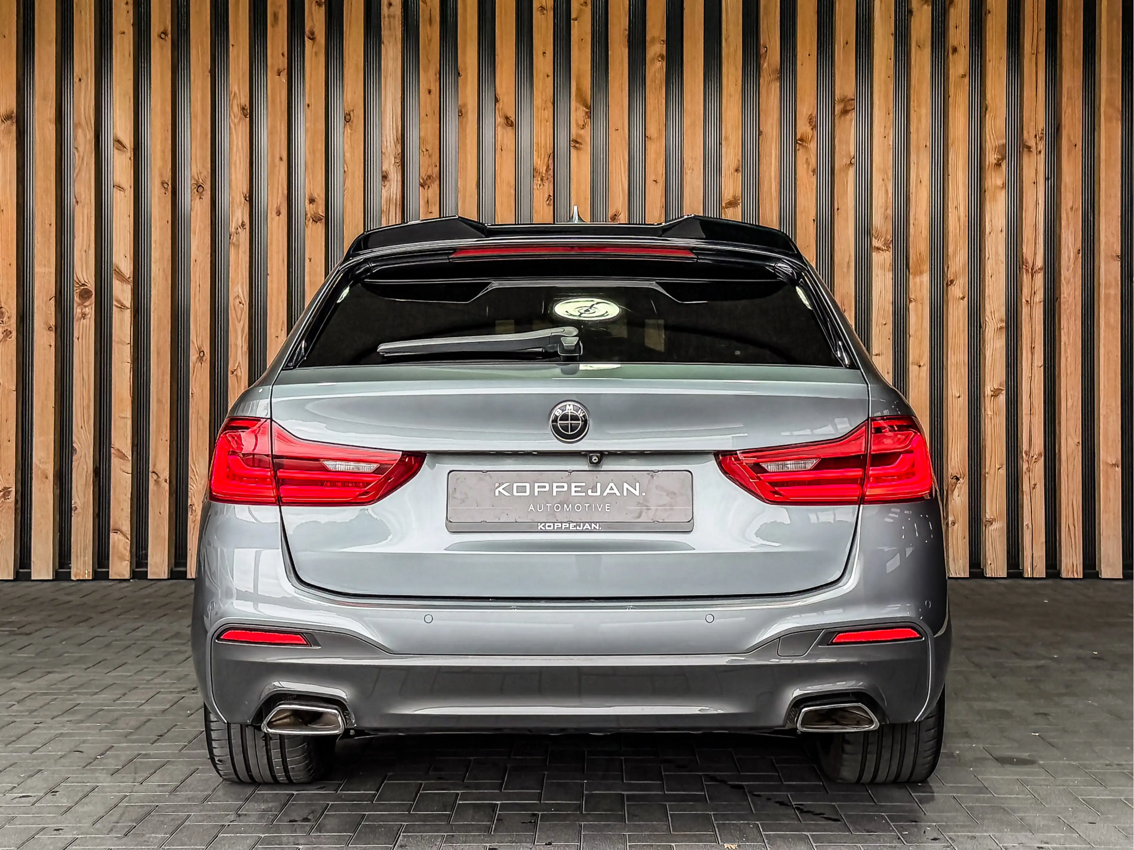 BMW 540 5-serie Touring 540i xDrive 340PK High Executive | — photo 25