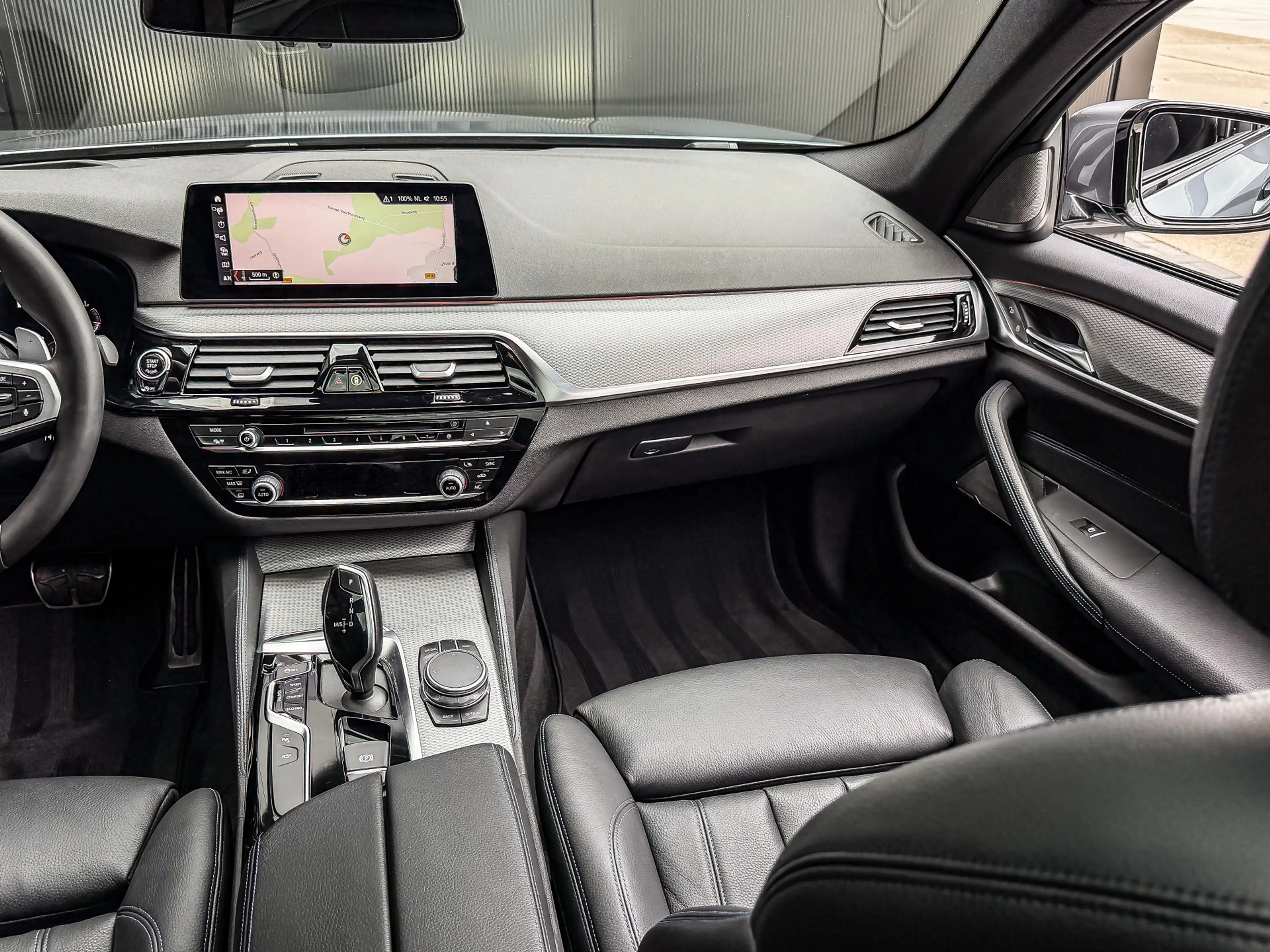 BMW 540 5-serie Touring 540i xDrive 340PK High Executive | — photo 9