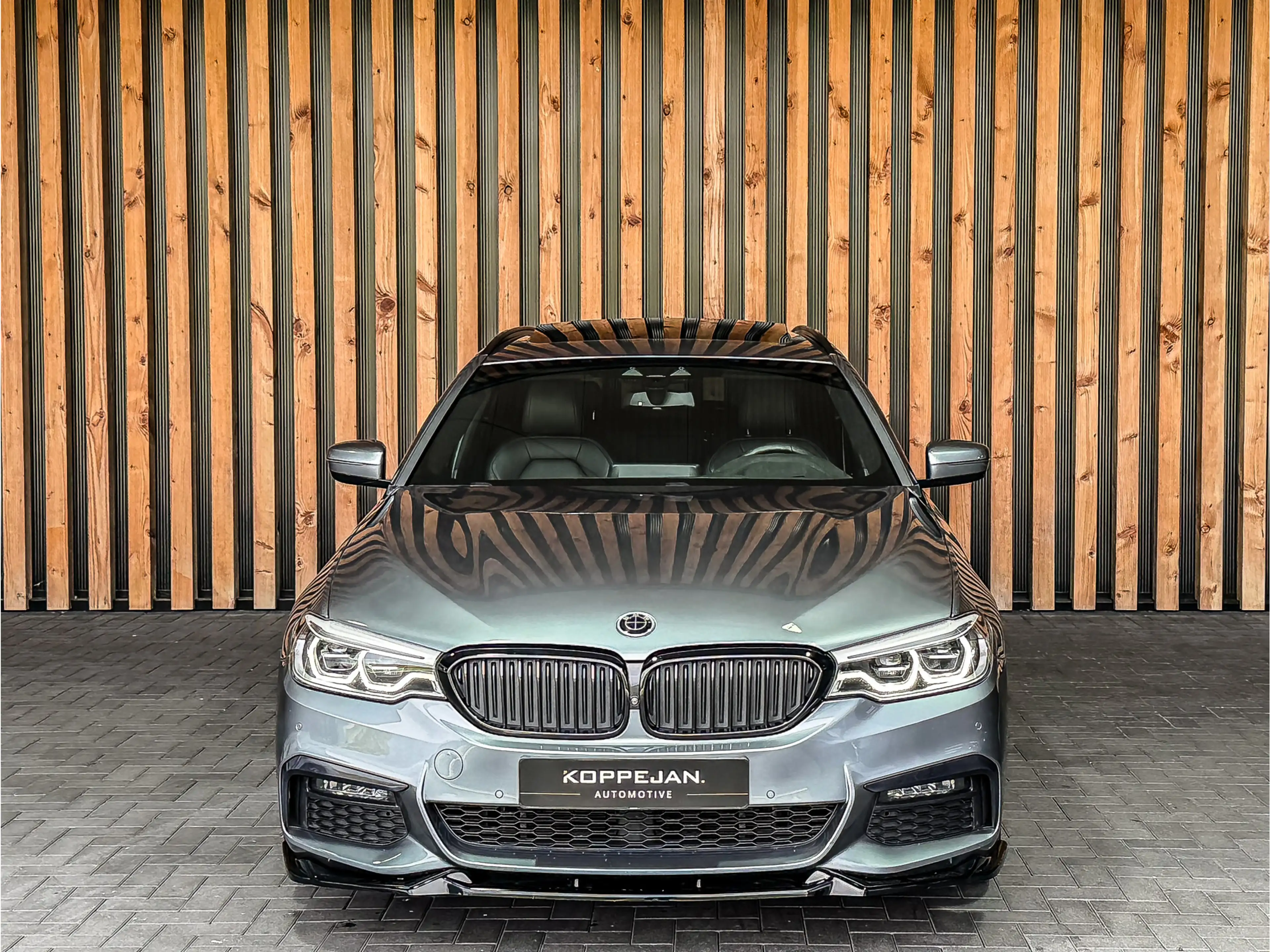 BMW 540 5-serie Touring 540i xDrive 340PK High Executive | — photo 26