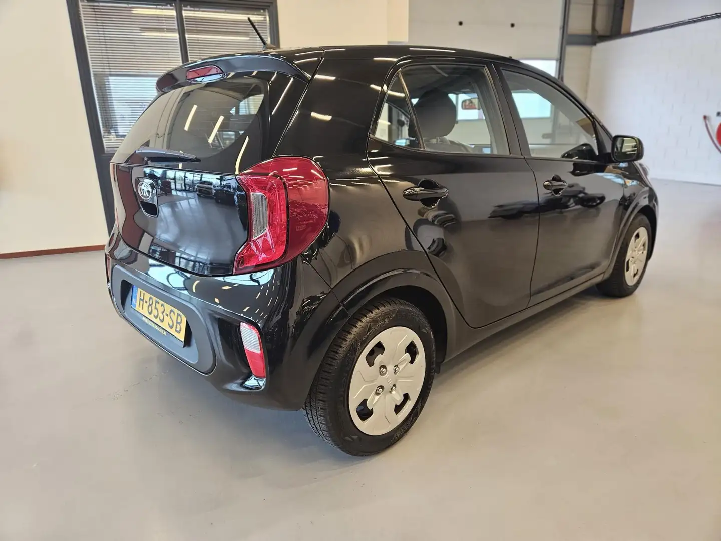 Kia Picanto 1.0 CVVT ComfortLine Schwarz - 2