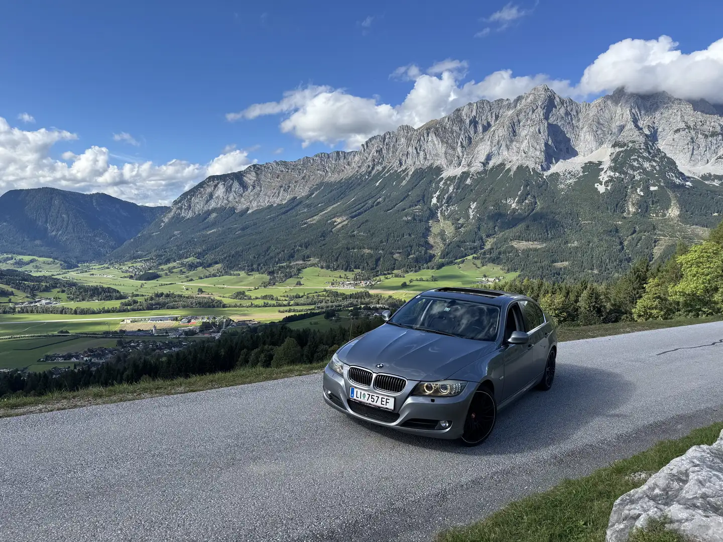BMW 325 325i Österreich-Paket Aut. - 1