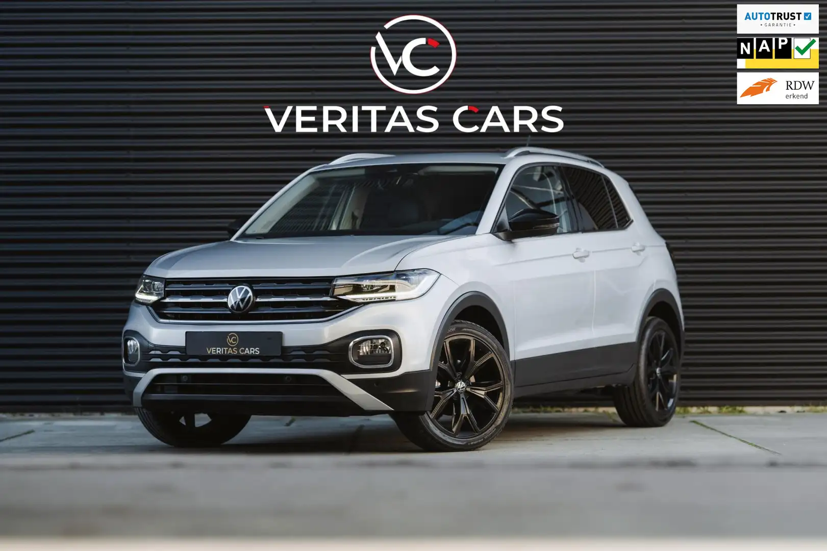 Volkswagen T-Cross 1.0 TSI Style Black Design 110 PK DSG|BTW|Full Led Grijs - 1